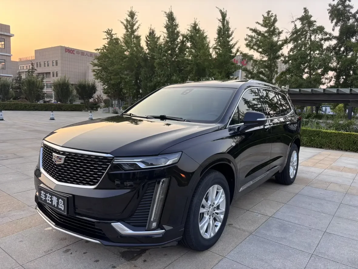 Cadillac XT6