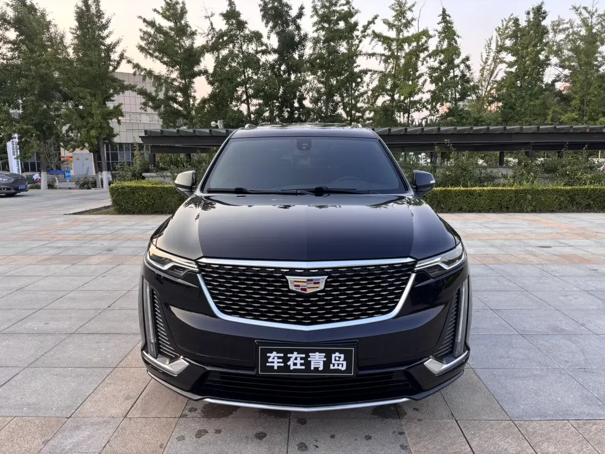 Cadillac XT6