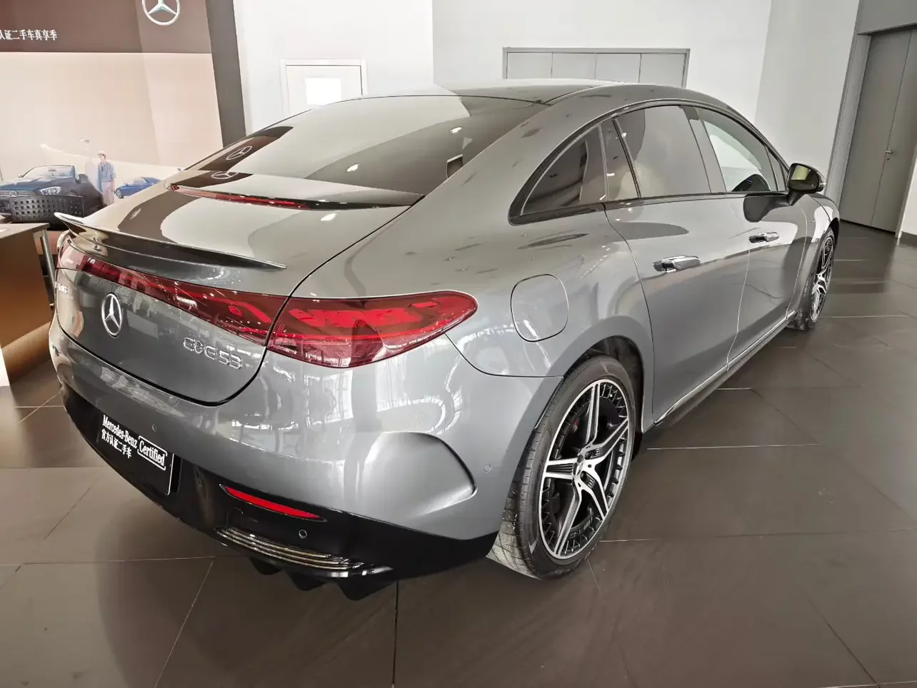 Mercedes-Benz EQE AMG