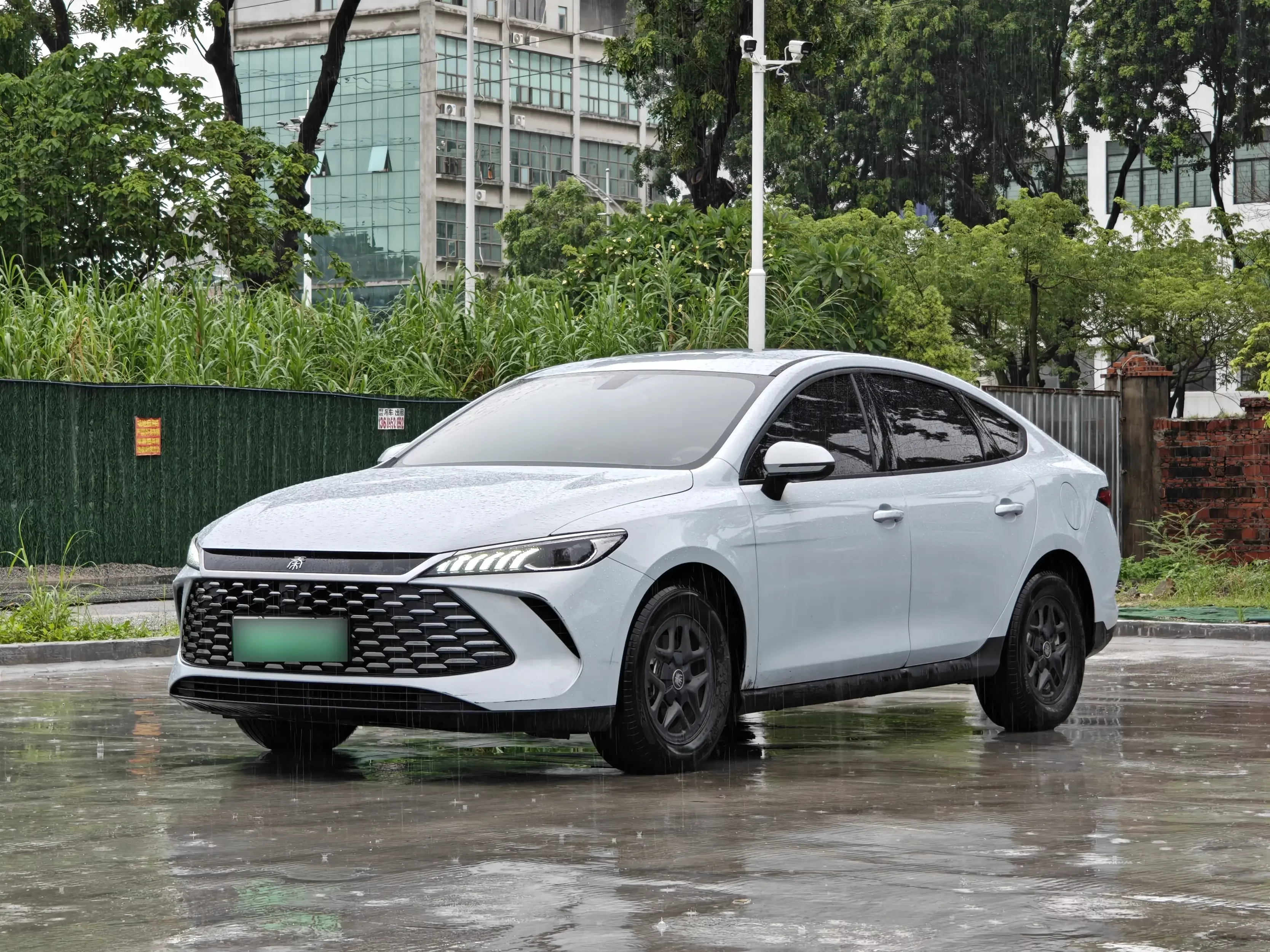 BYD Qin PLUS DM