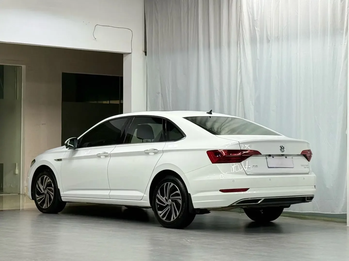 Volkswagen Sagitar