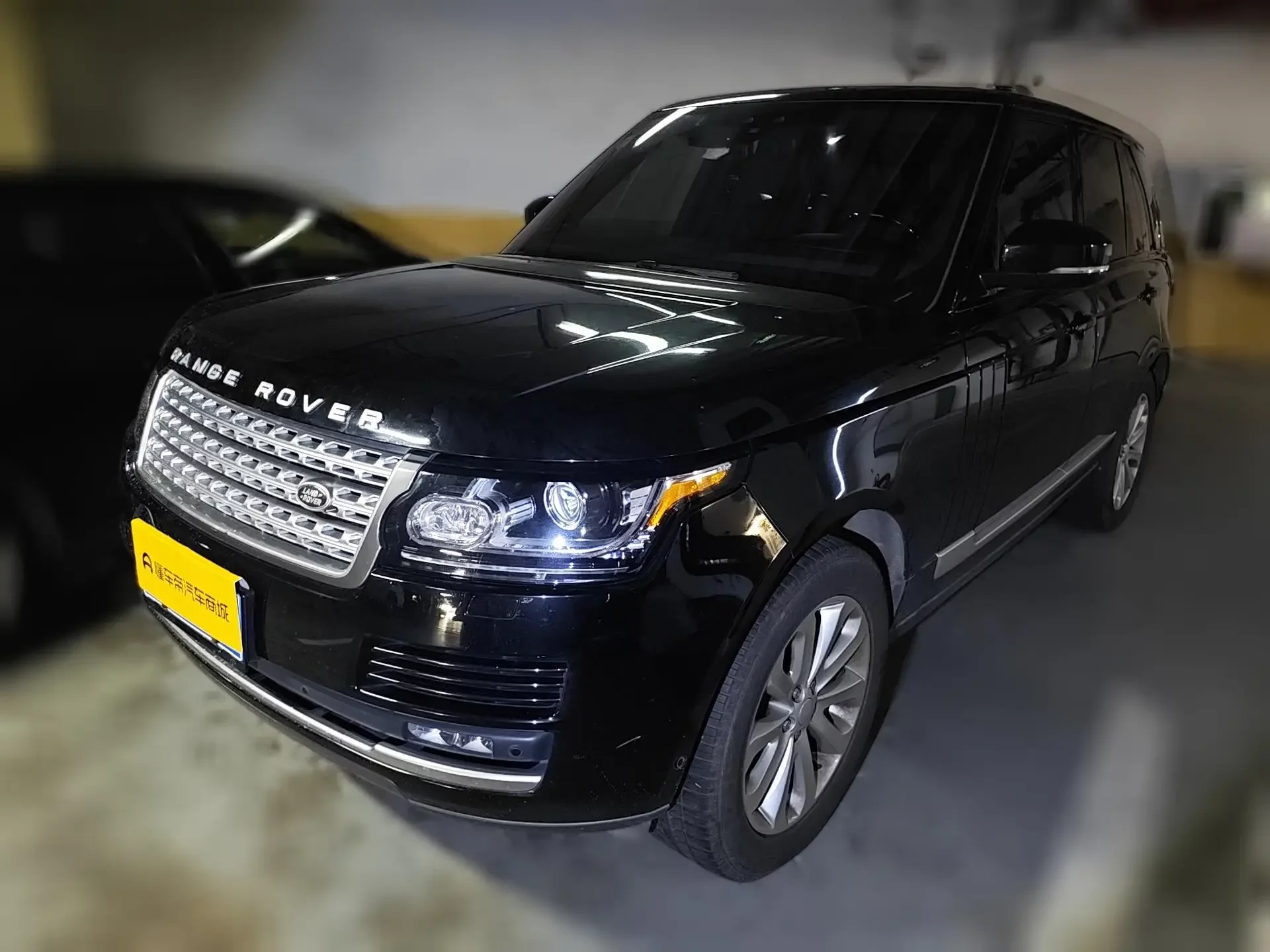 Land Rover range rover