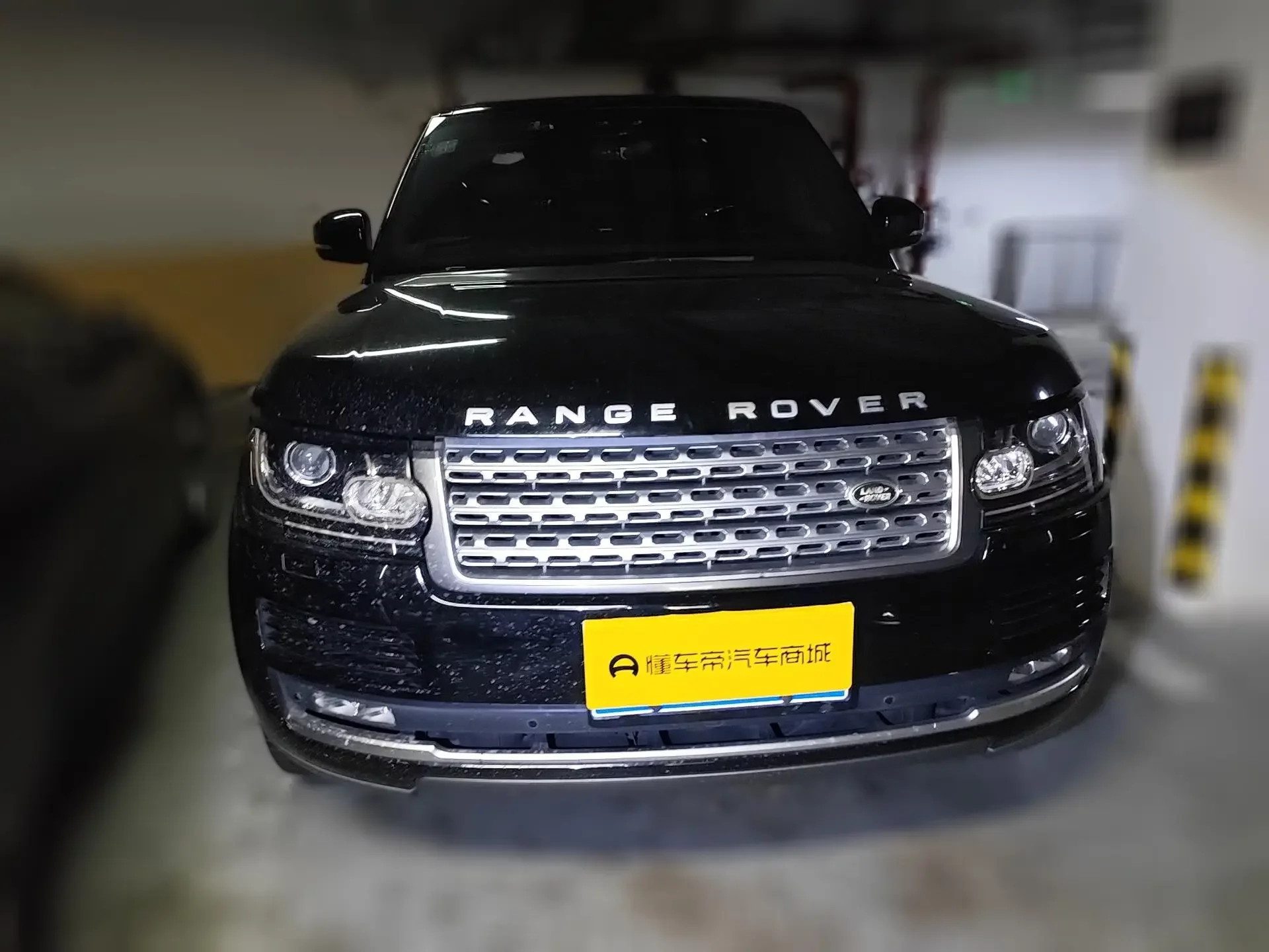 Land Rover range rover