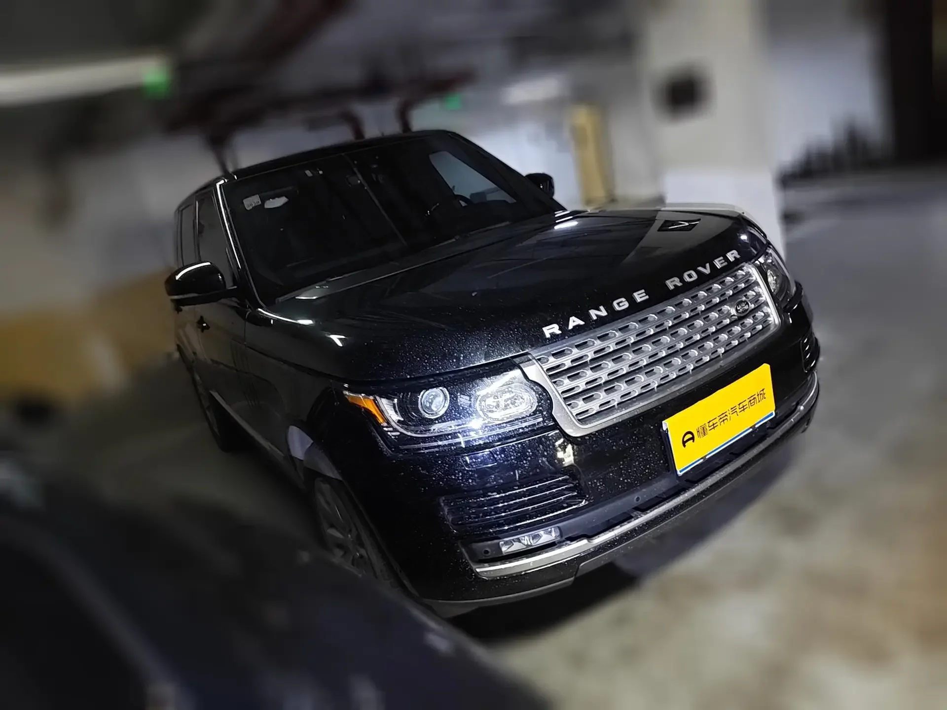 Land Rover range rover