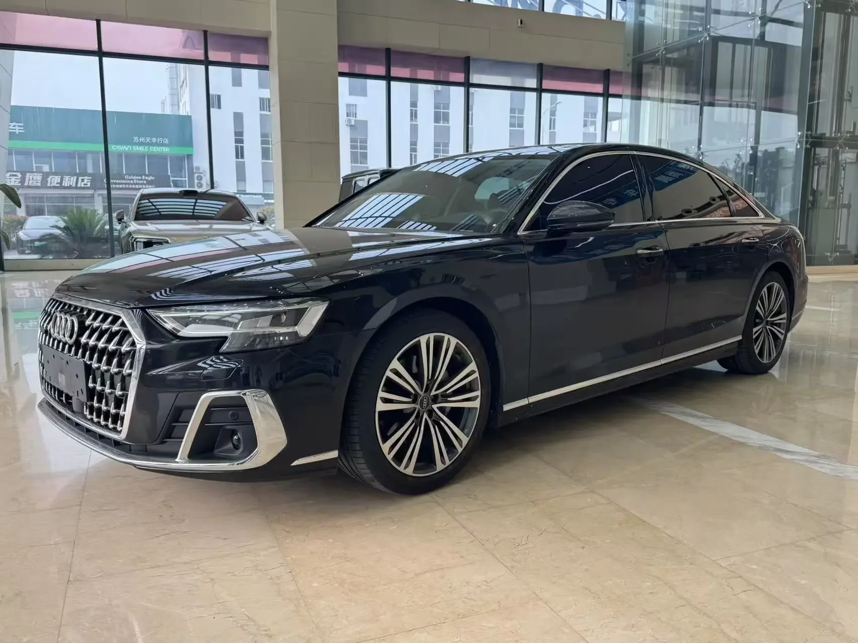 Audi A8