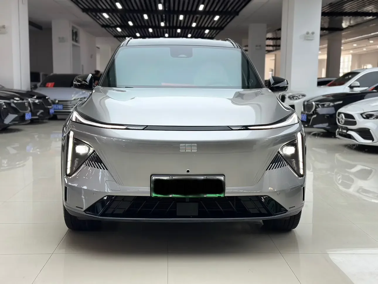 Geely Galaxy L7