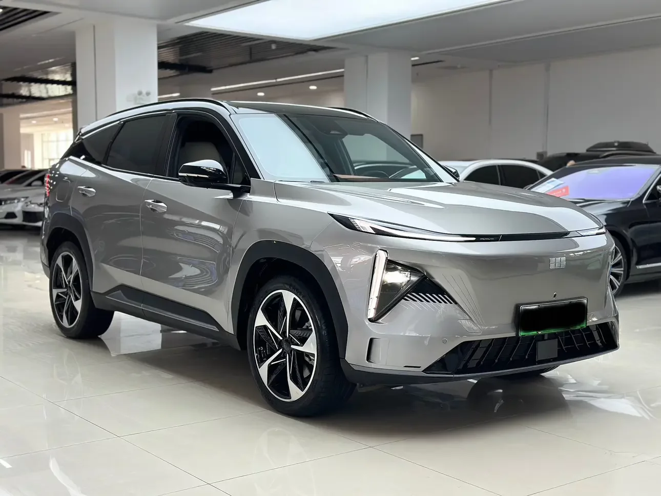 Geely Galaxy L7