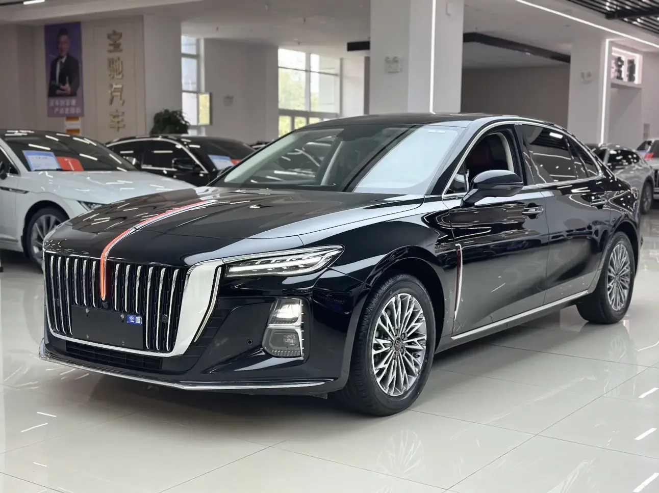 Hongqi H5  из Китая