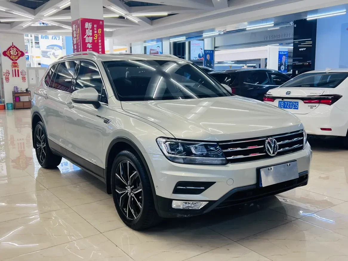 Volkswagen Tiguan L