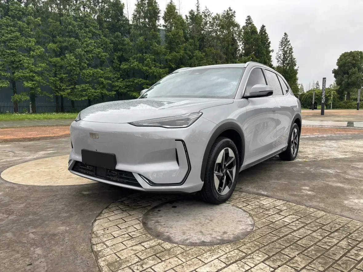 Geely Galaxy E5
