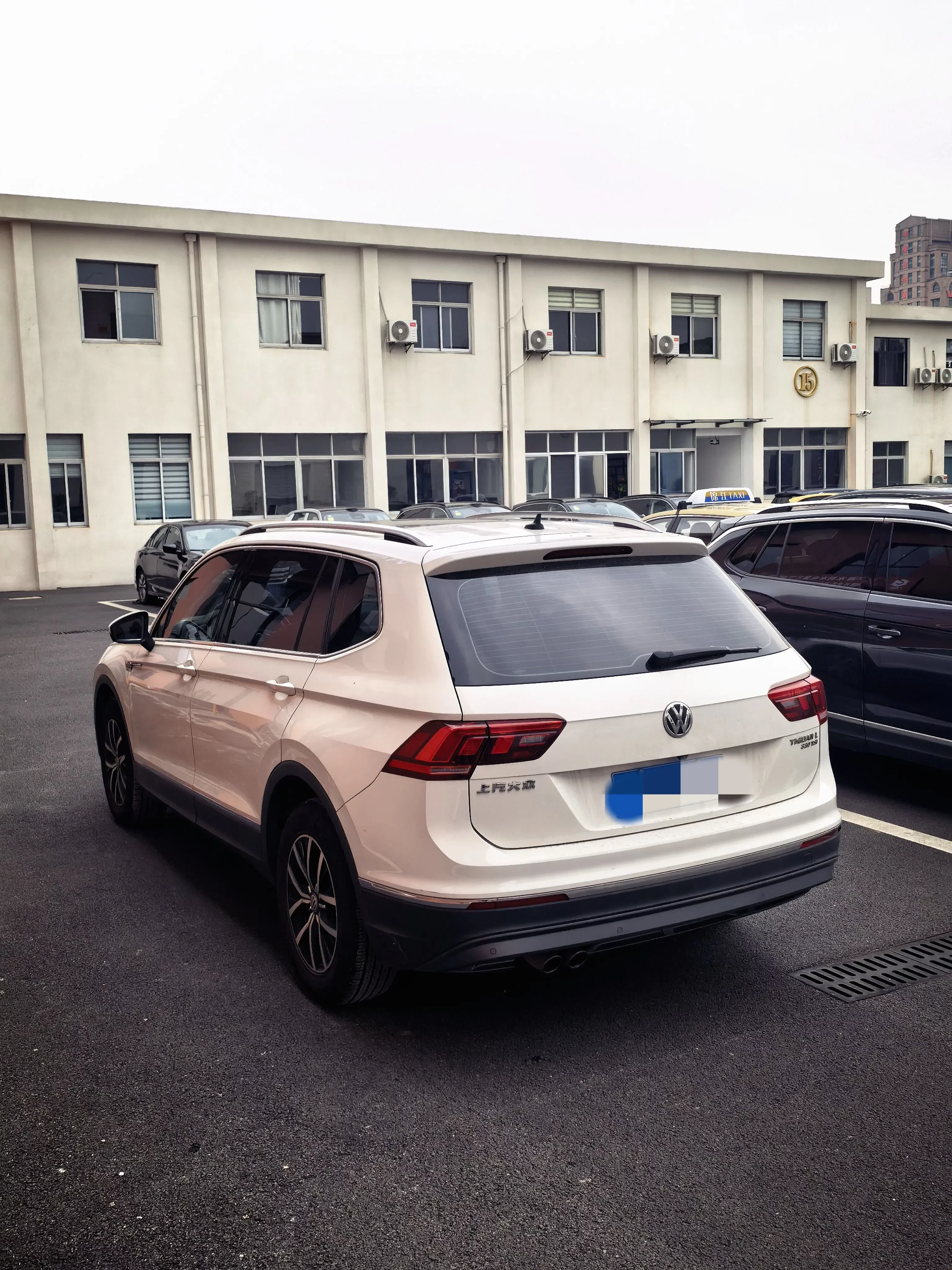 Volkswagen Tiguan L