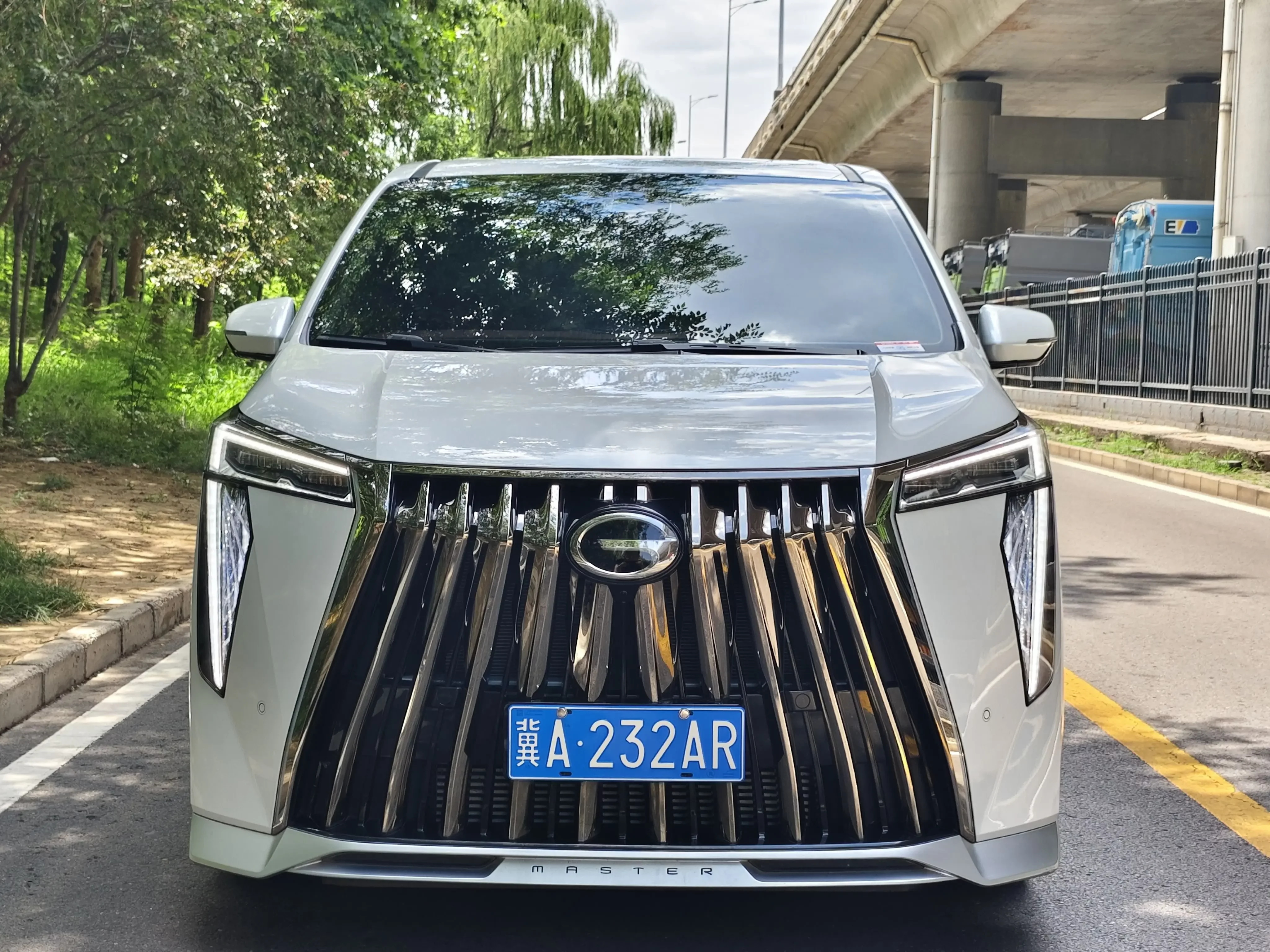 GAC Trumpchi M8