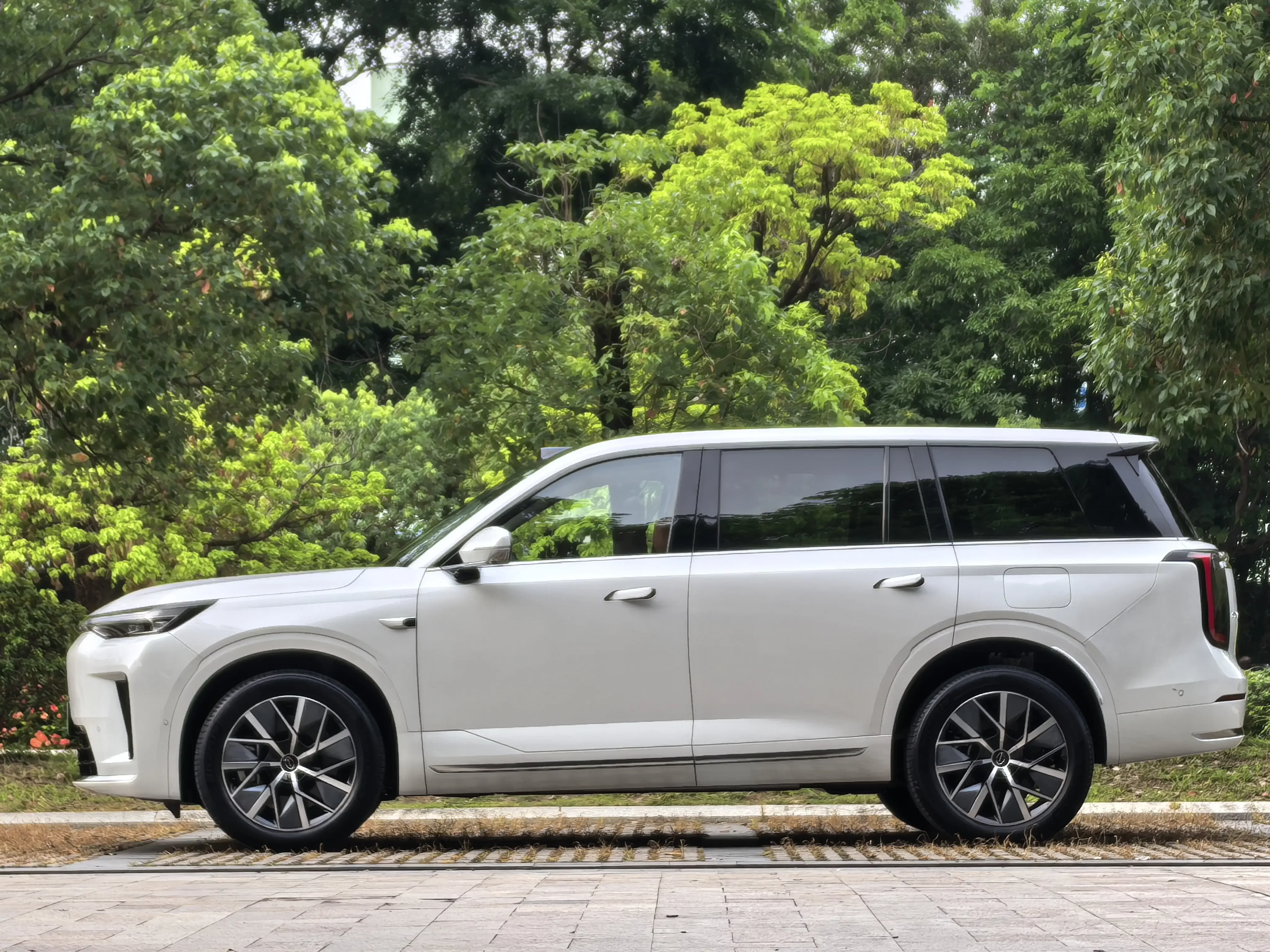 GAC Trumpchi Yearns for S9