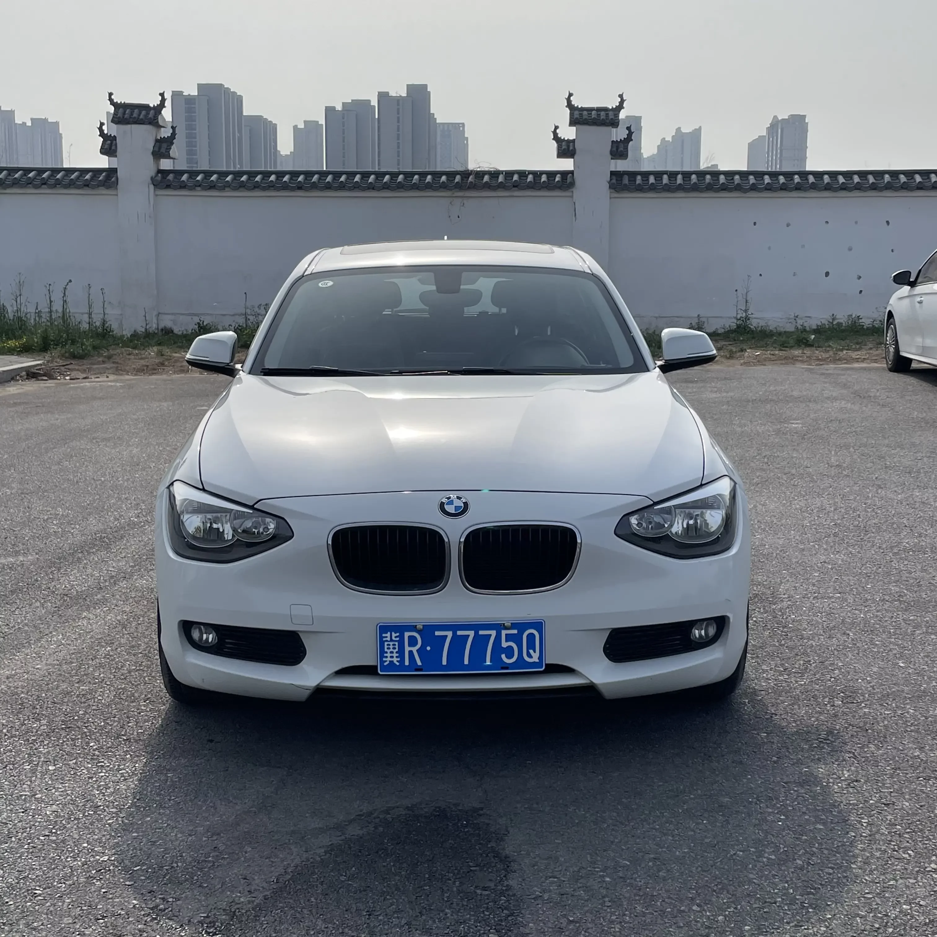 BMW 1 Series  из Китая