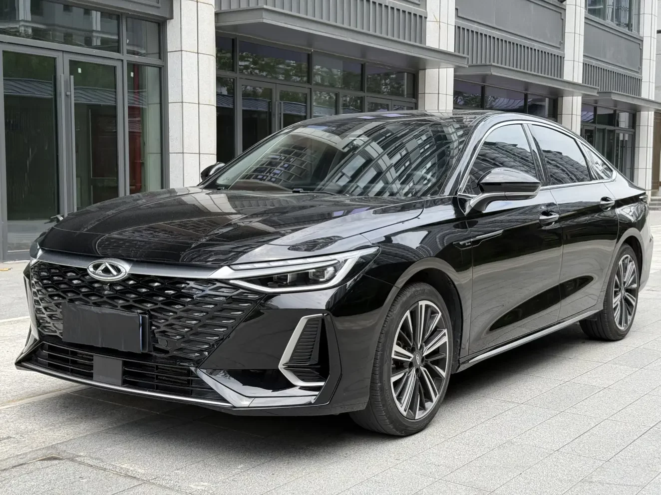 Chery Arrizo 8