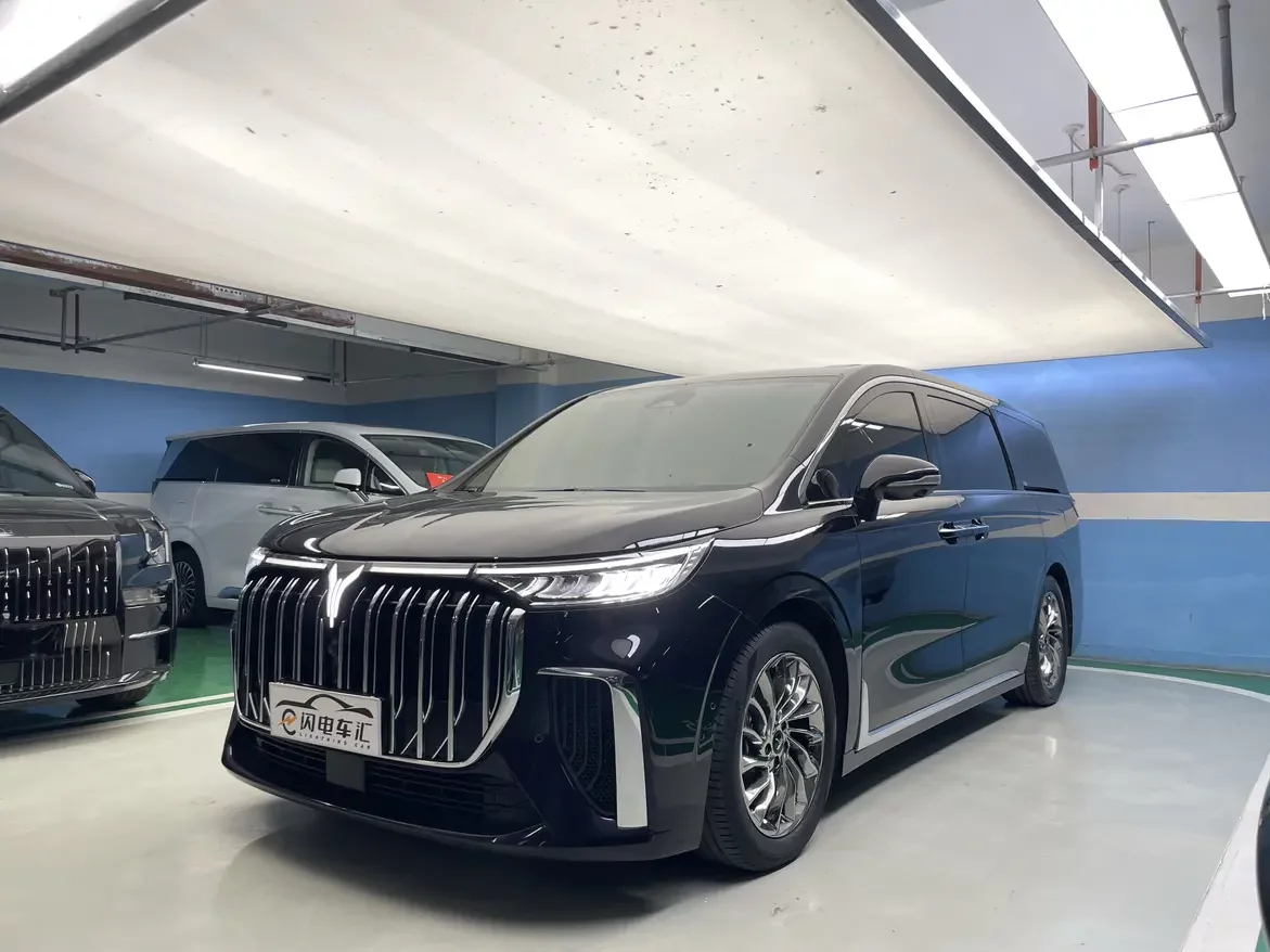 Voyah Lantu Dreamer PHEV  из Китая