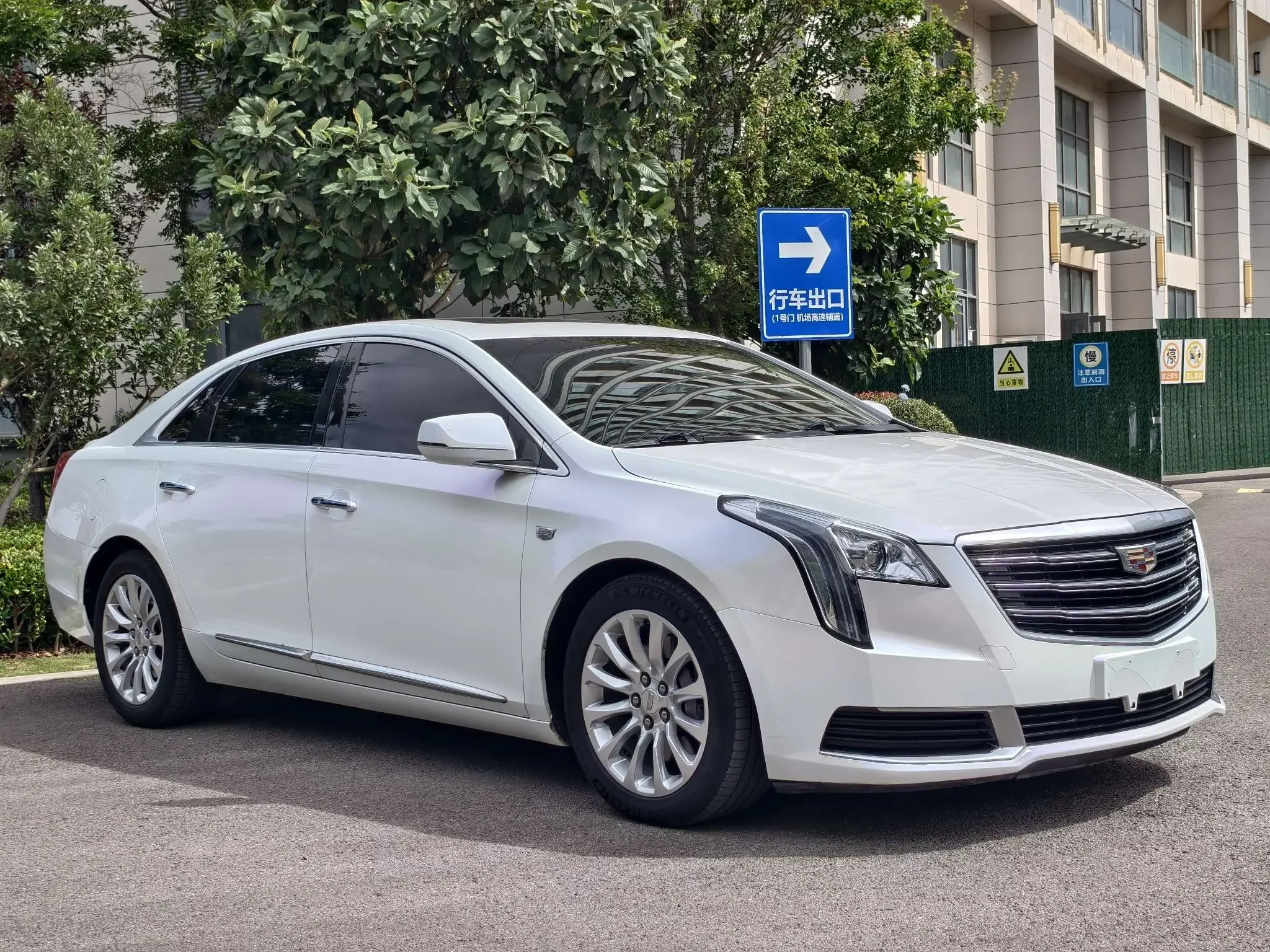 Cadillac XTS