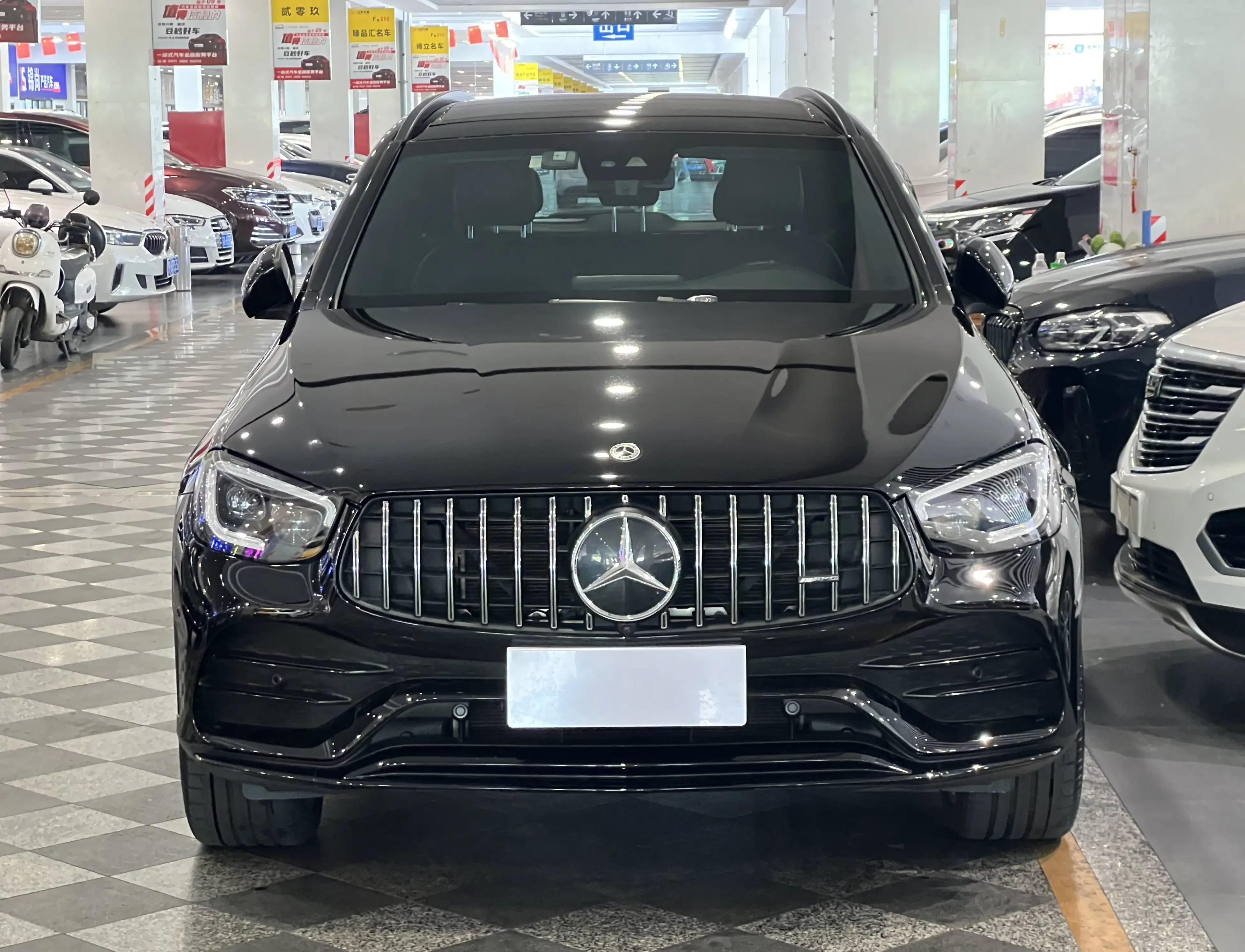 Mercedes-Benz GLC AMG