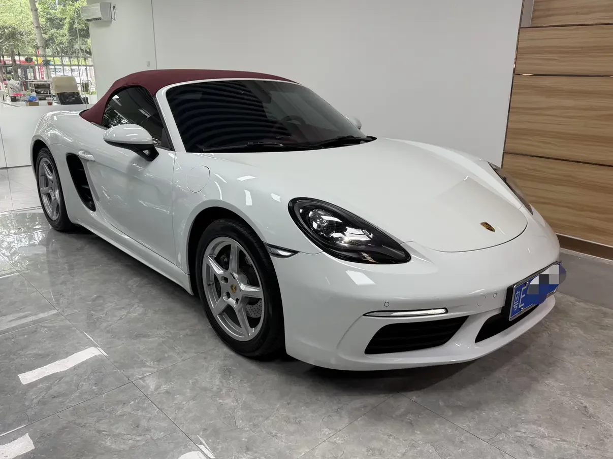 Porsche 718