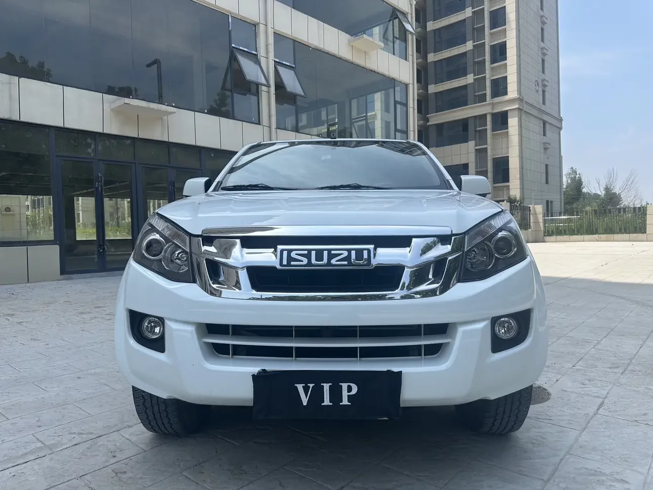 Isuzu Suzutaku