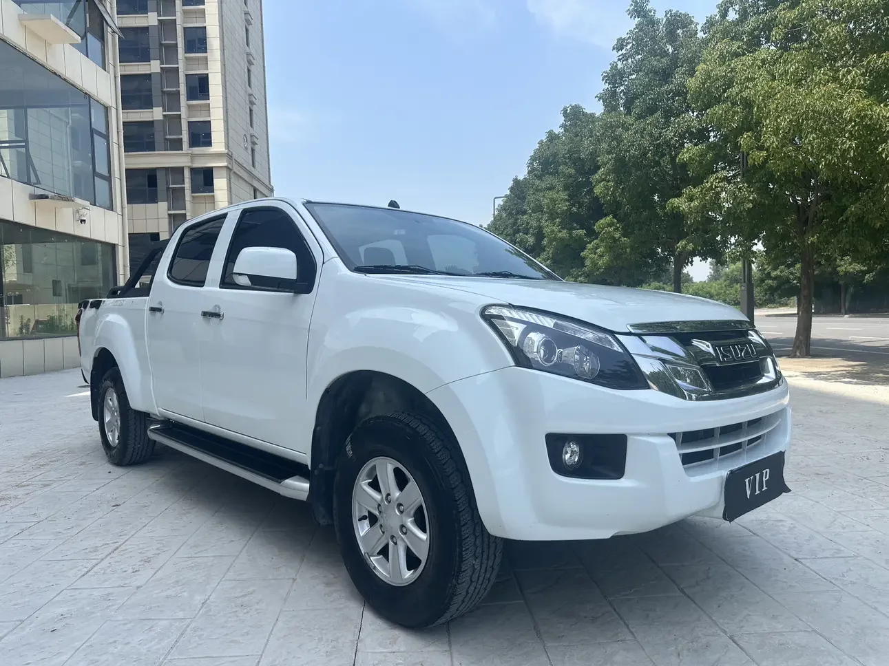 Isuzu Suzutaku