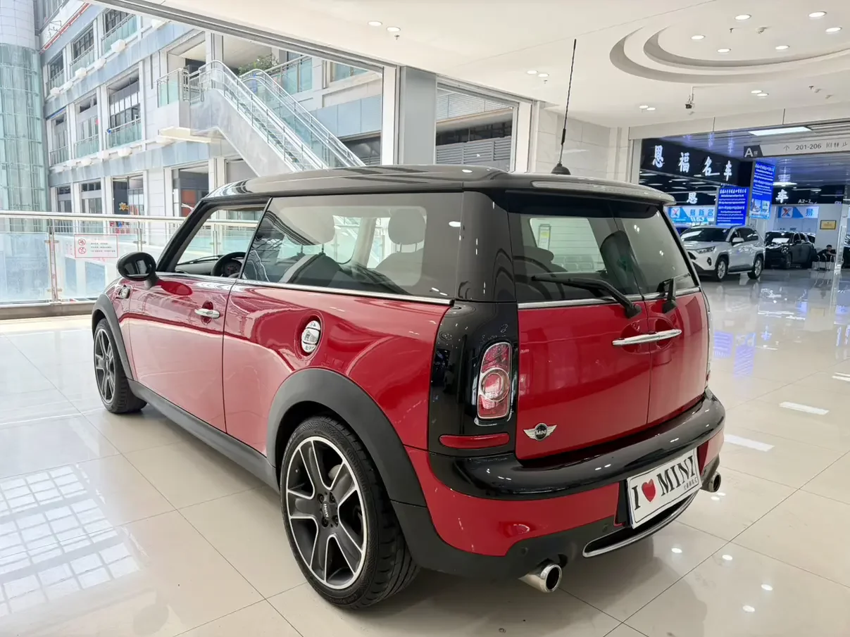 MINI CLUBMAN