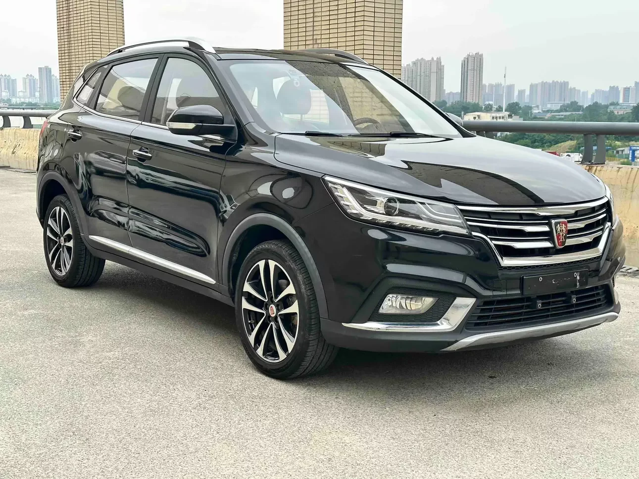 Roewe RX3
