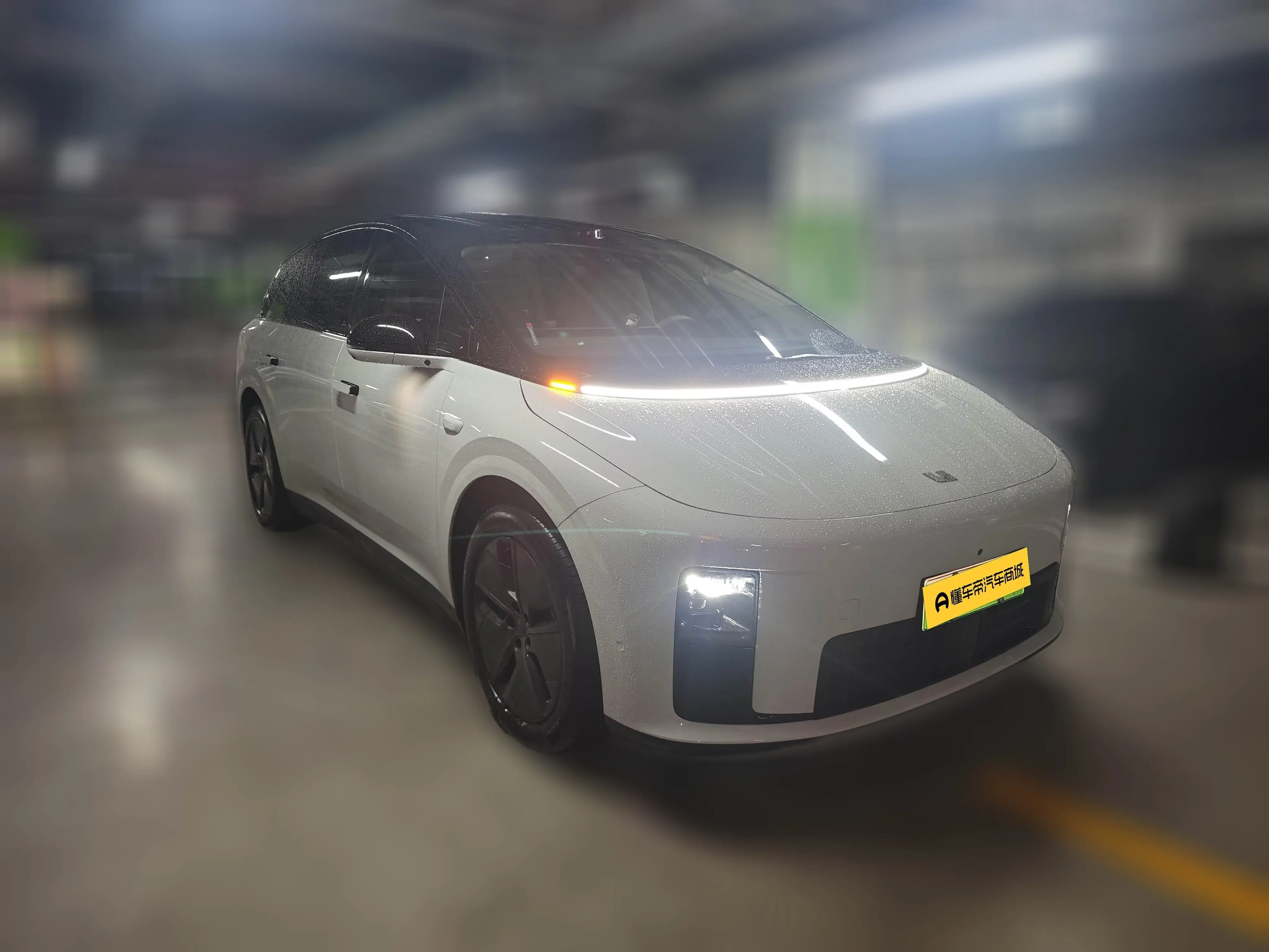 Li Ideal i8