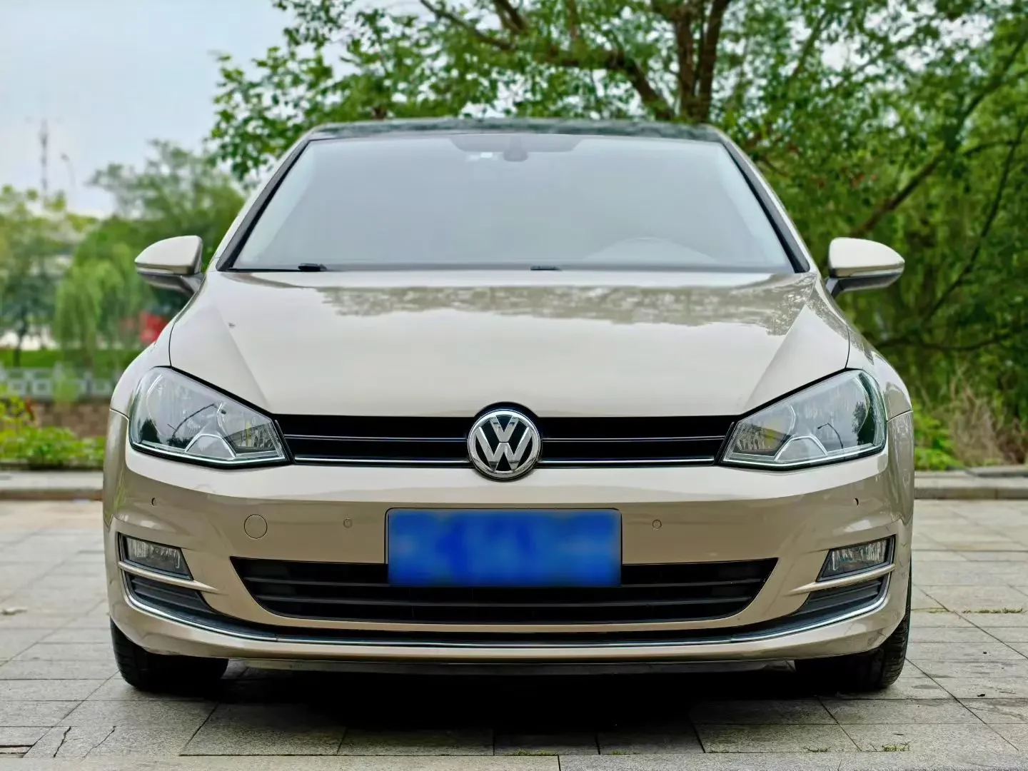 Volkswagen golf
