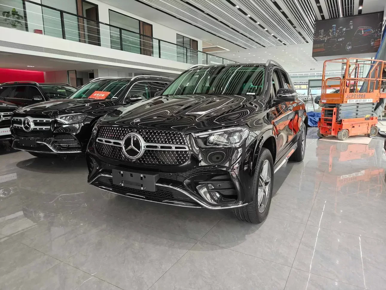 Mercedes-Benz GLE (Imported)