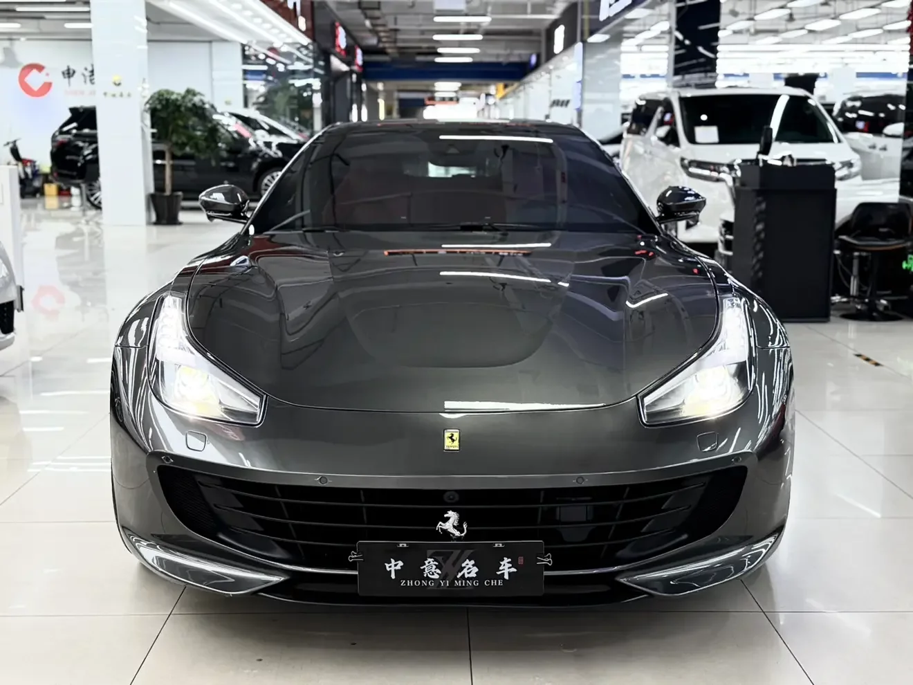 Ferrari GTC4Lusso