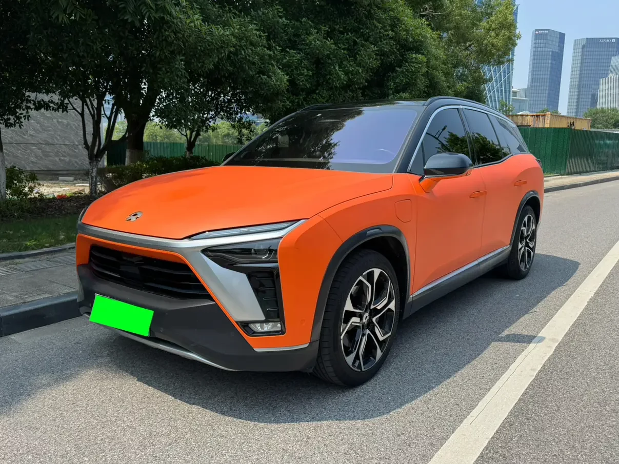 NIO ES8  из Китая
