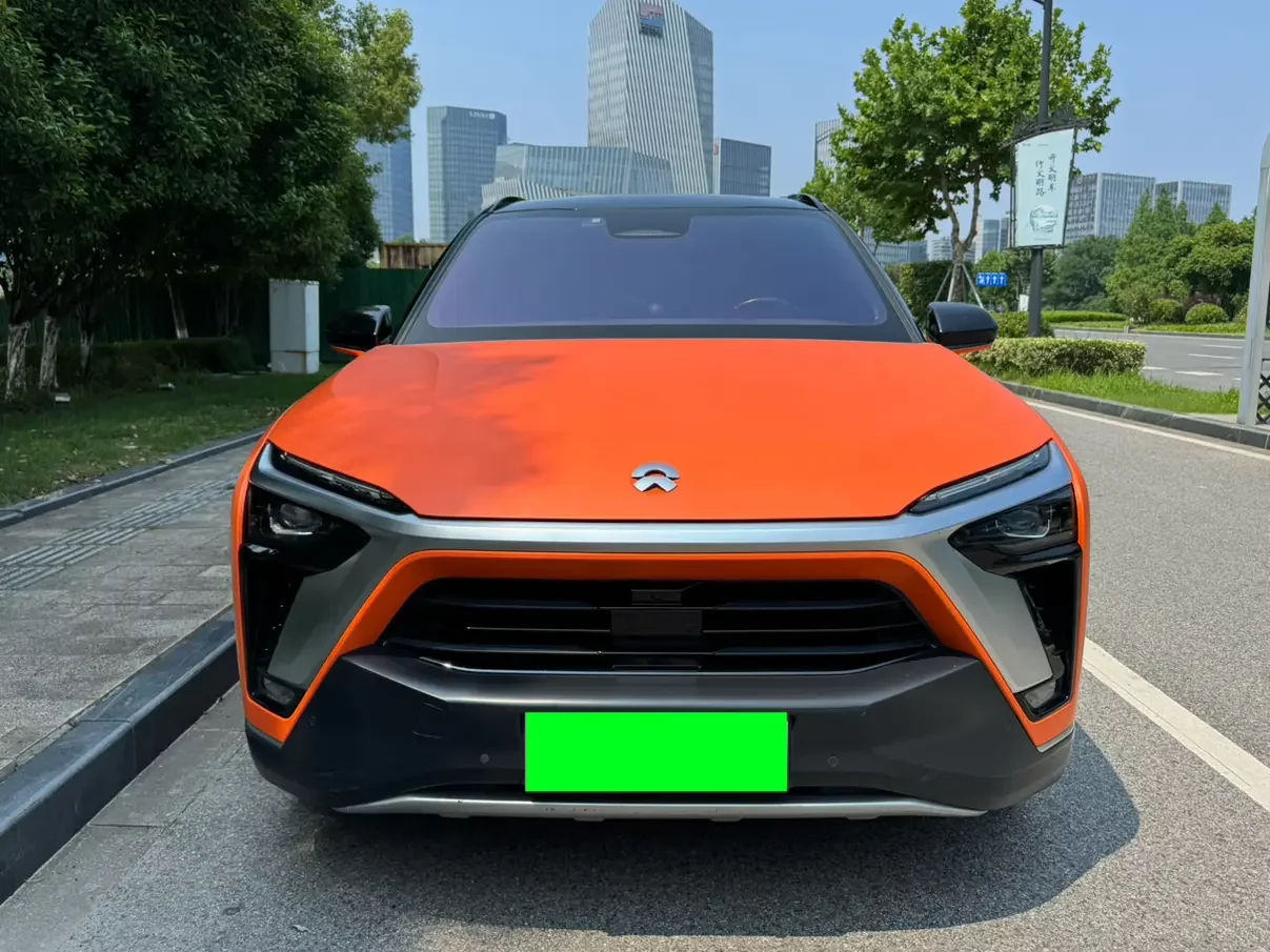 NIO ES8  из Китая