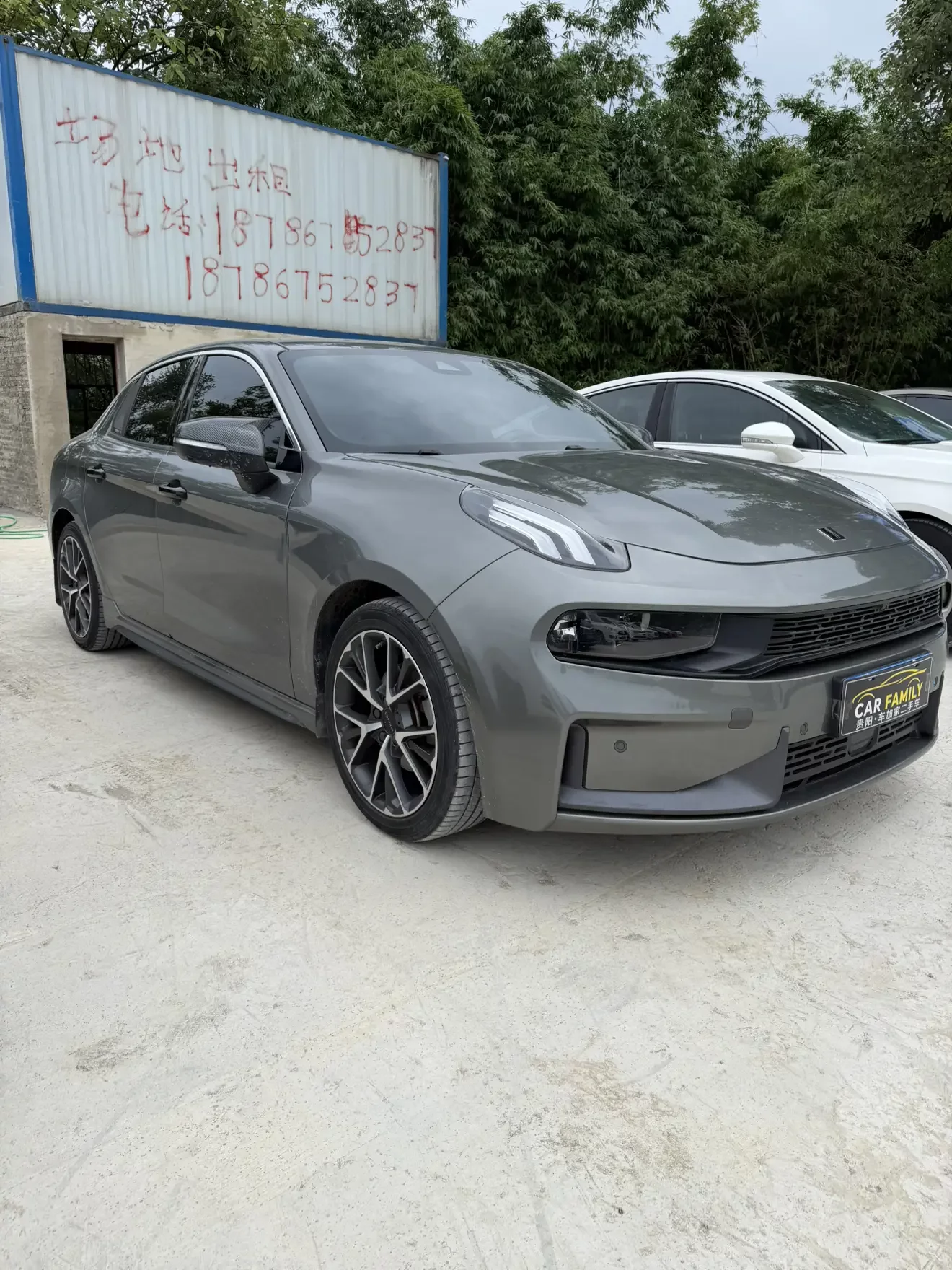 Lynk & Co 03