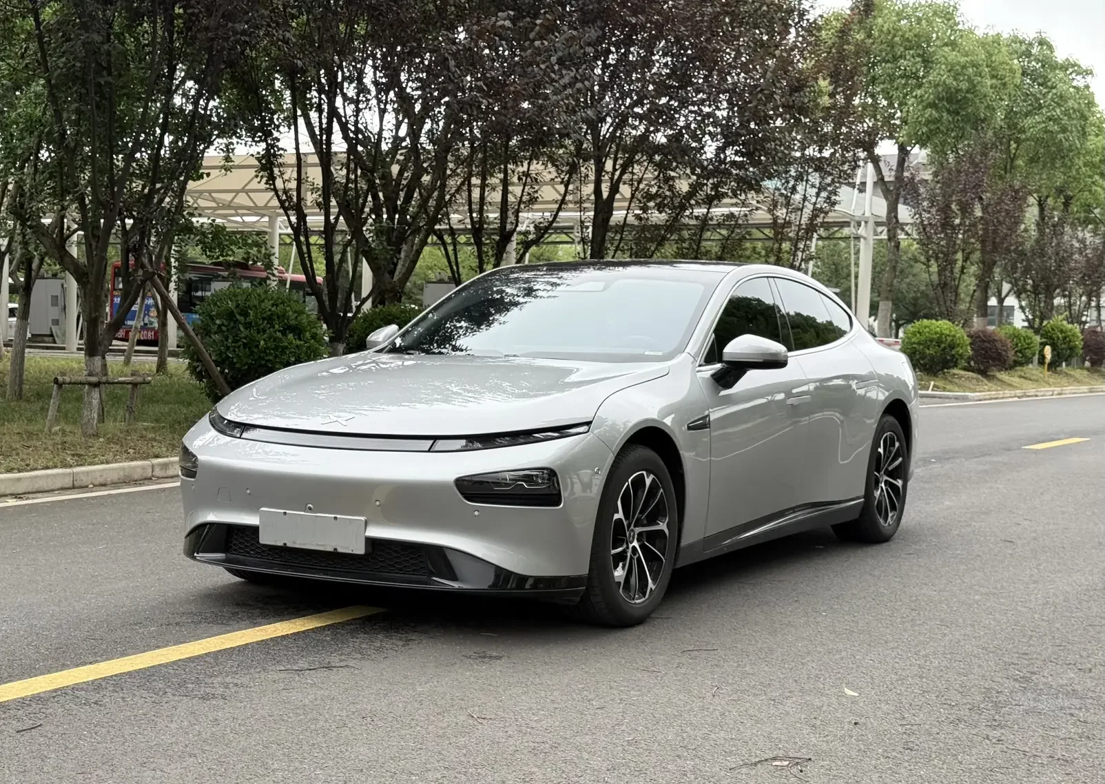 Xpeng P7