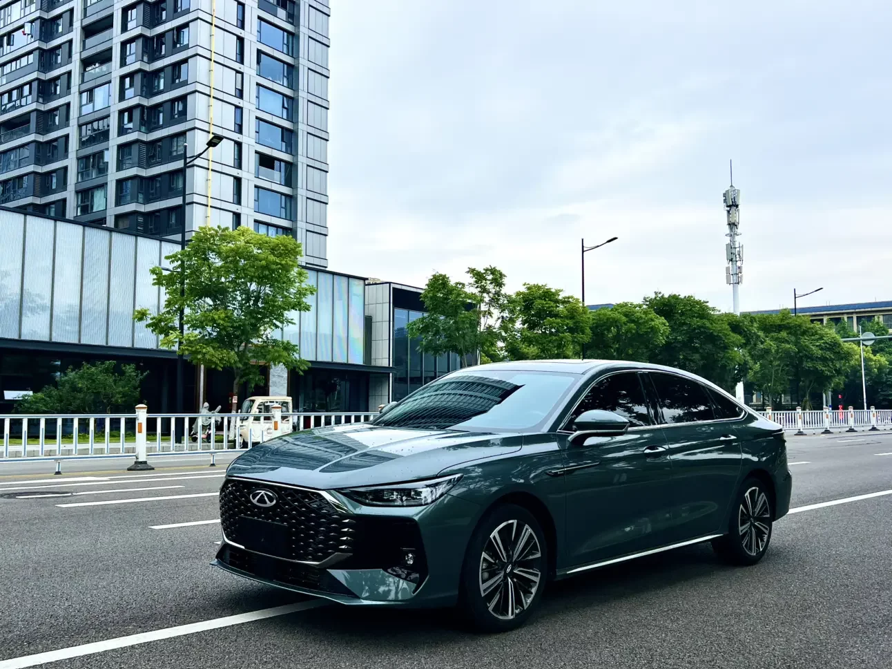 Chery Arrizo 8 PRO