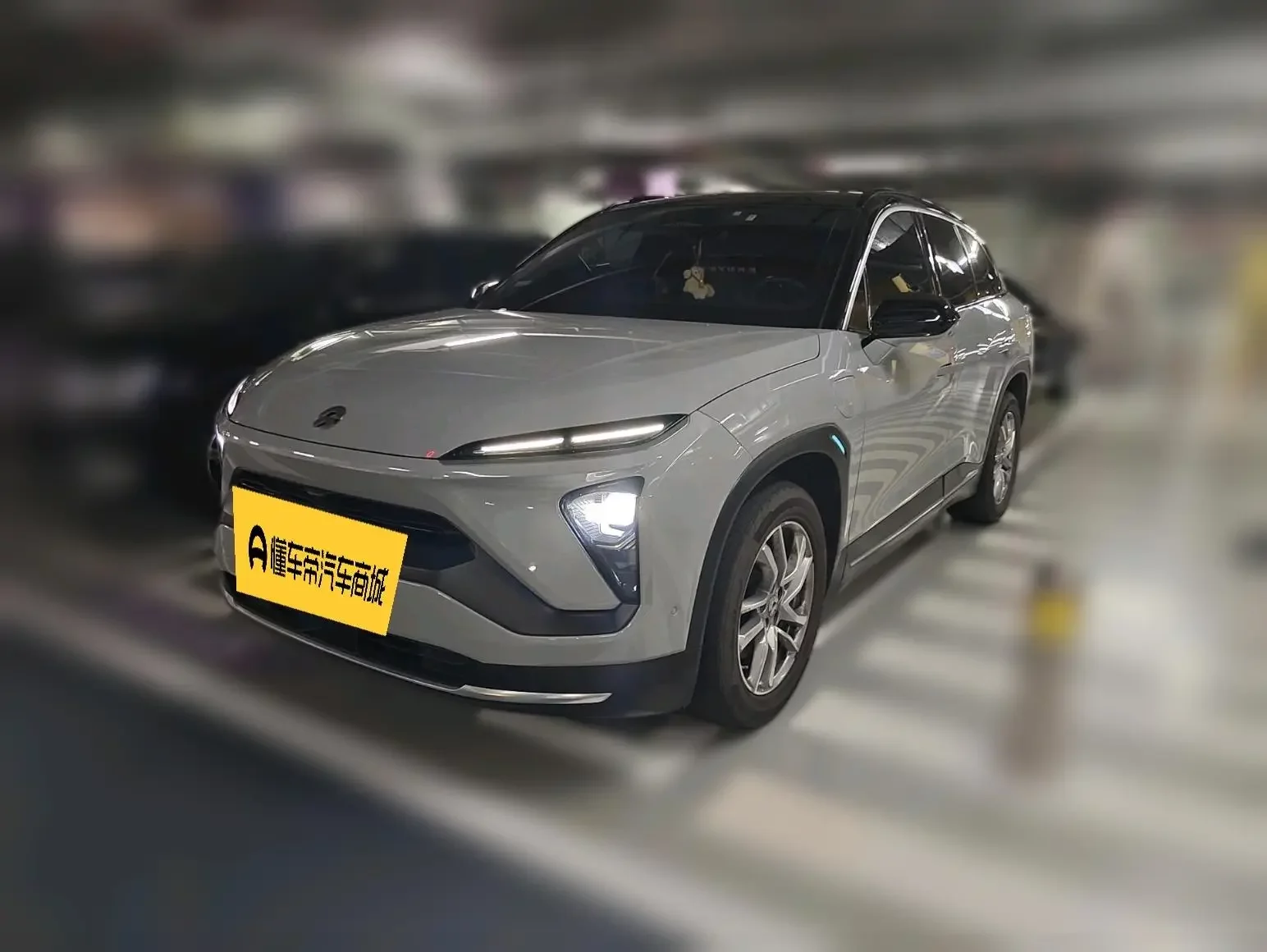 NIO ES6