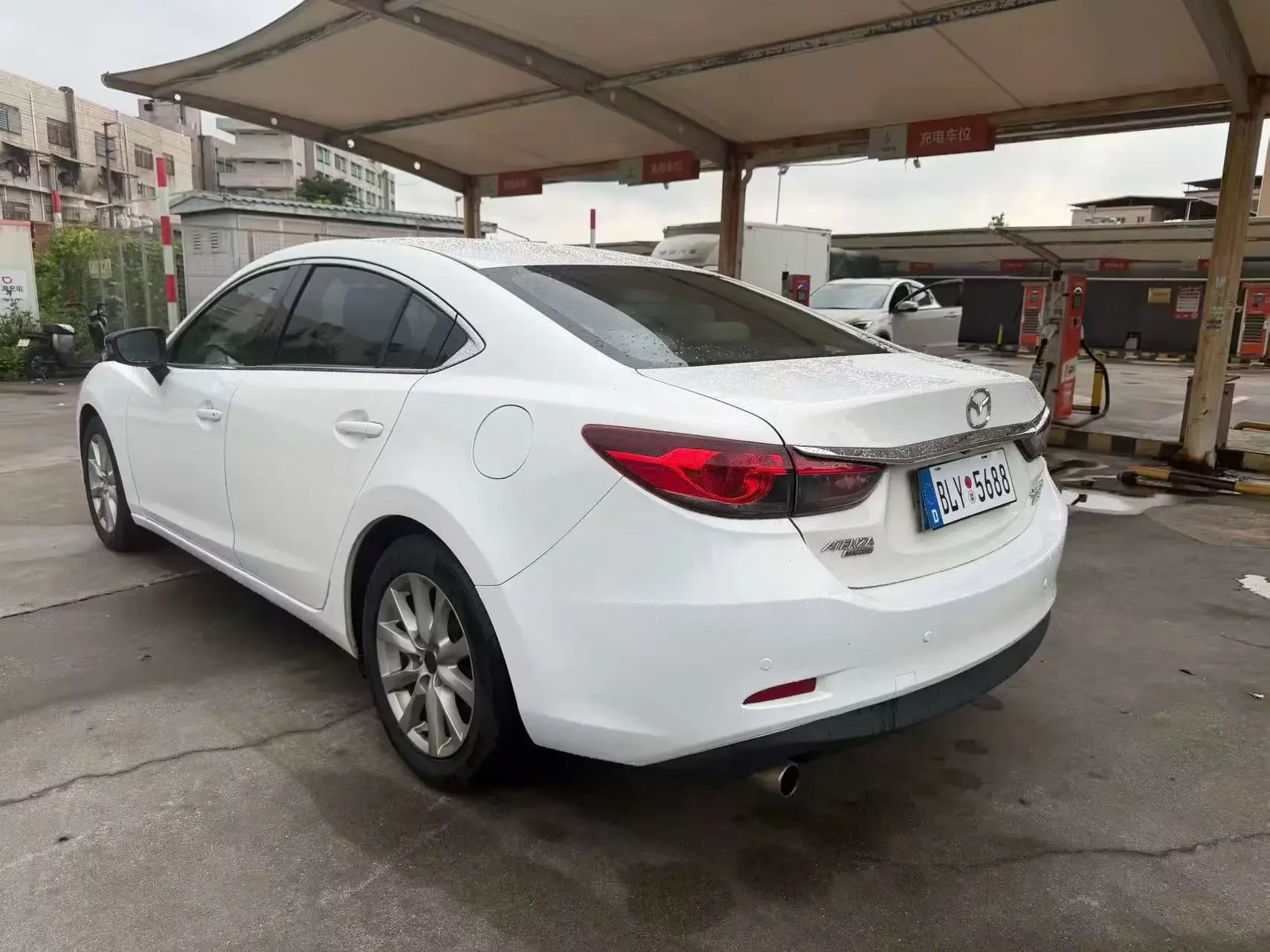 Mazda Atenza