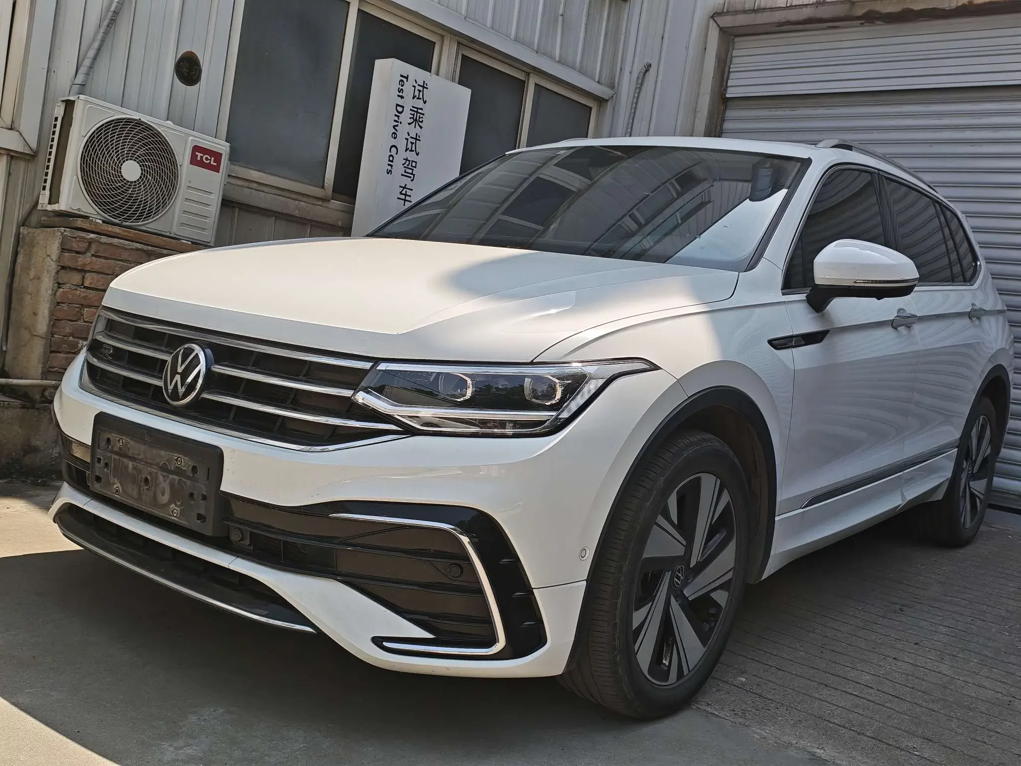 Volkswagen Tiguan L