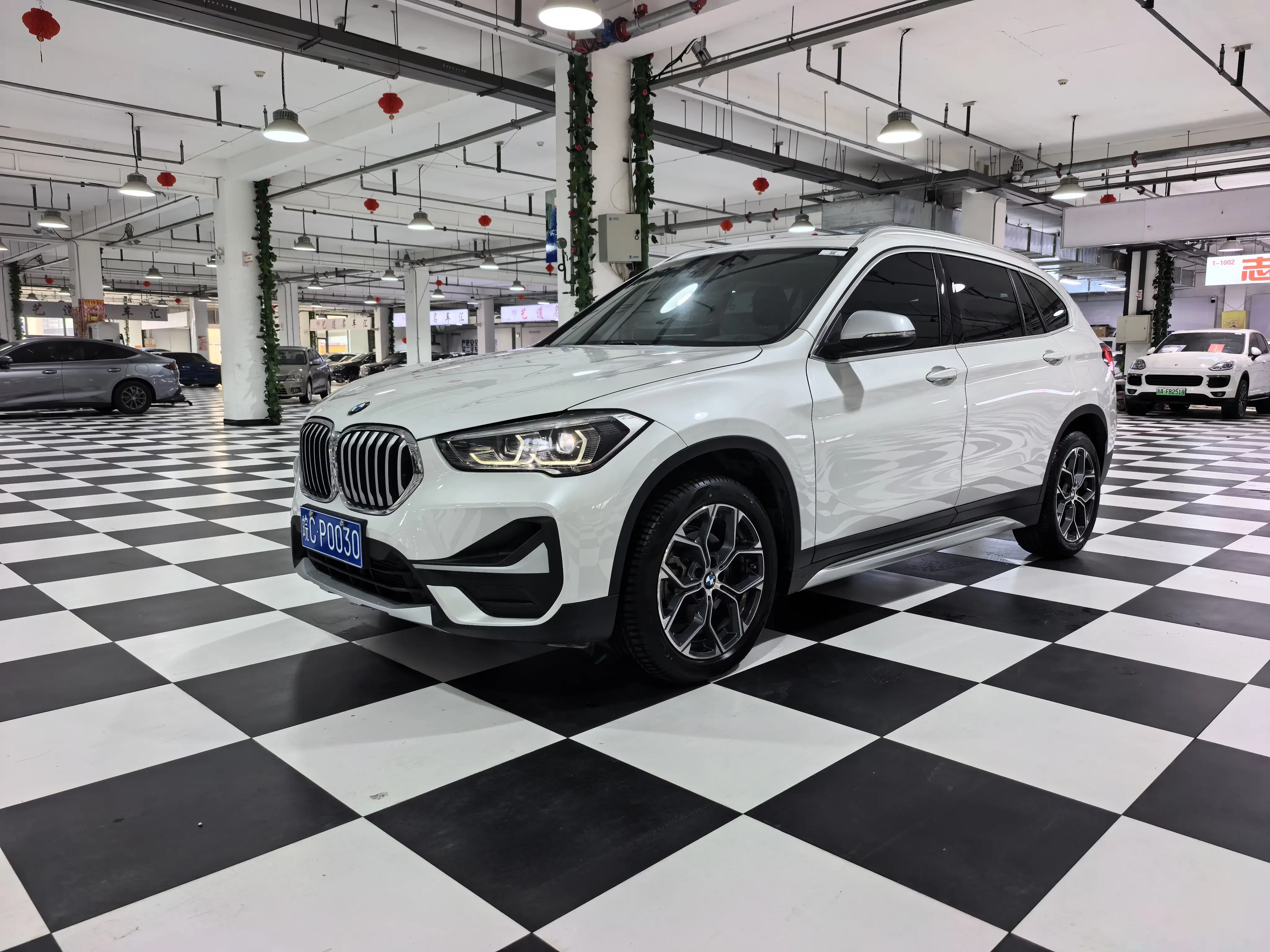 BMW X1