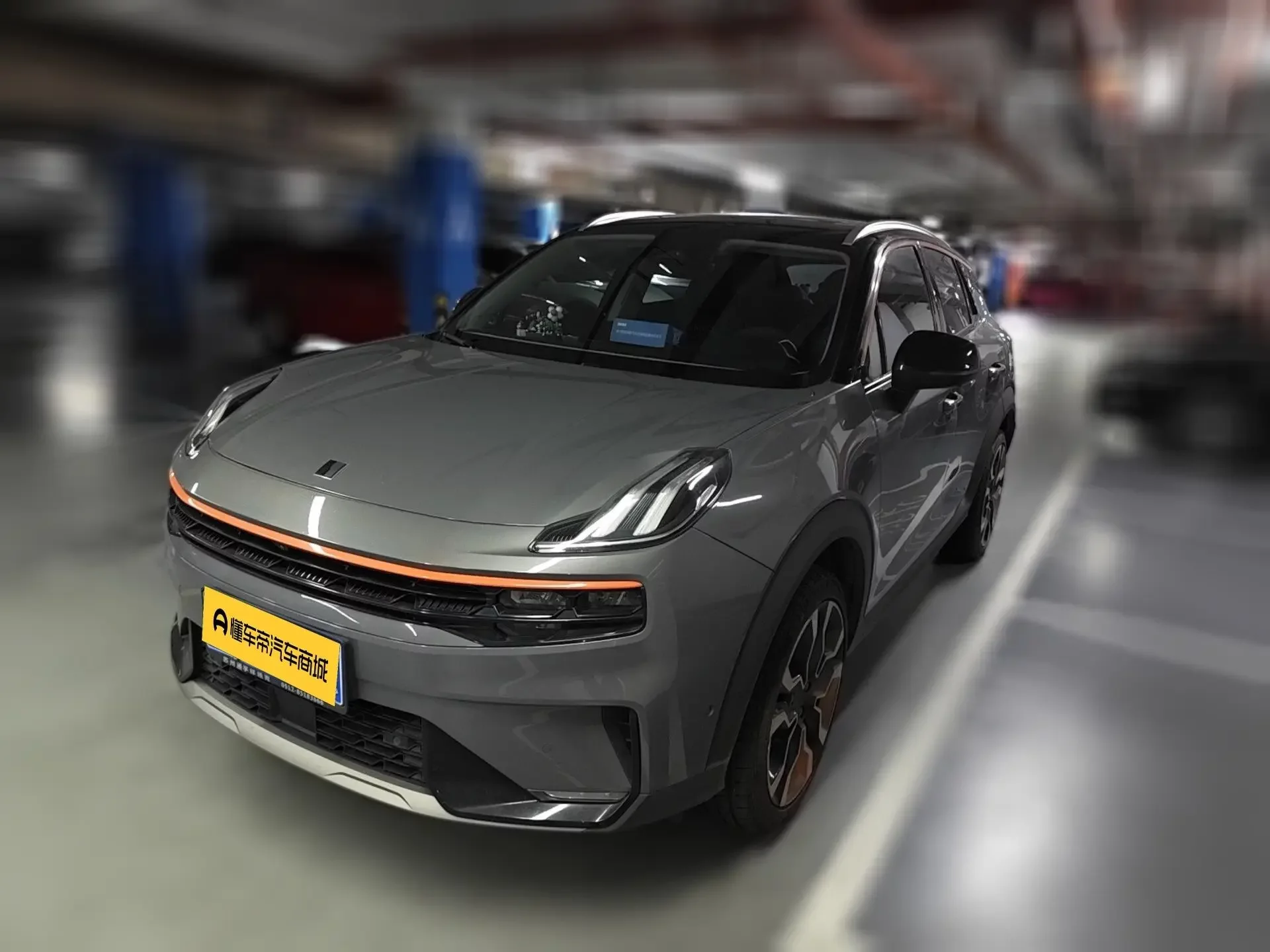 Lynk & Co 06