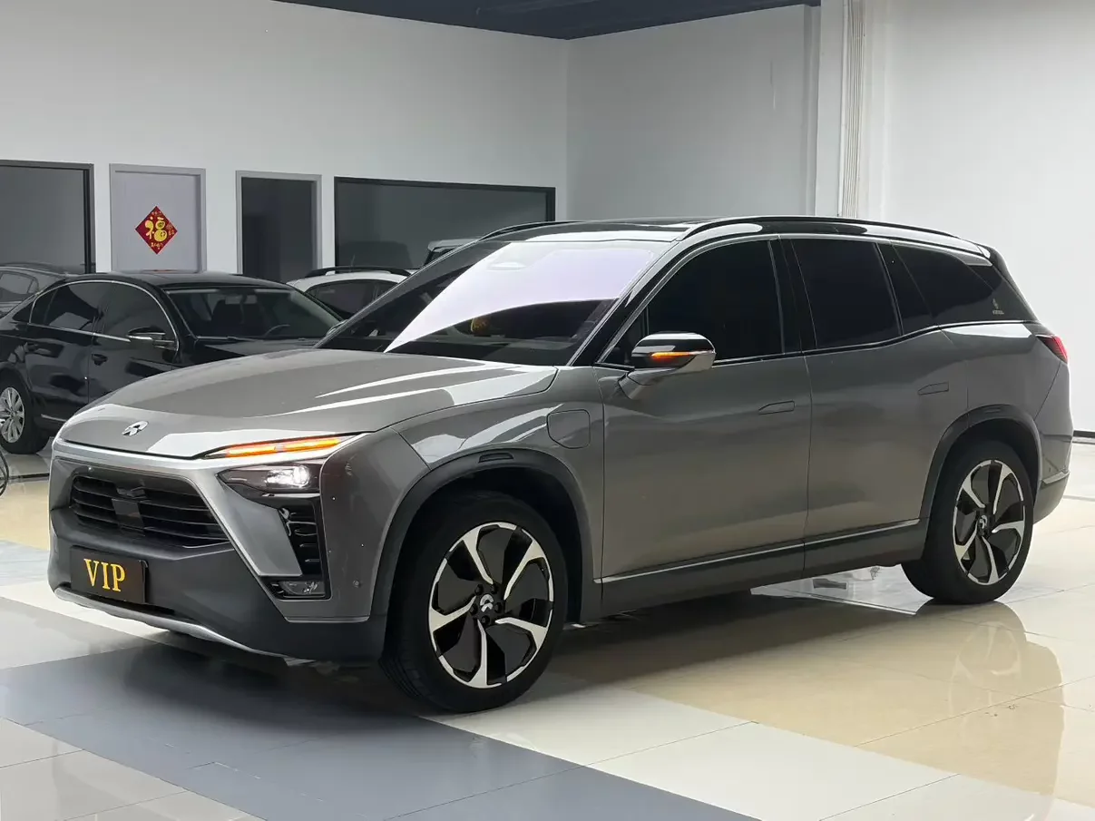 NIO ES8  из Китая