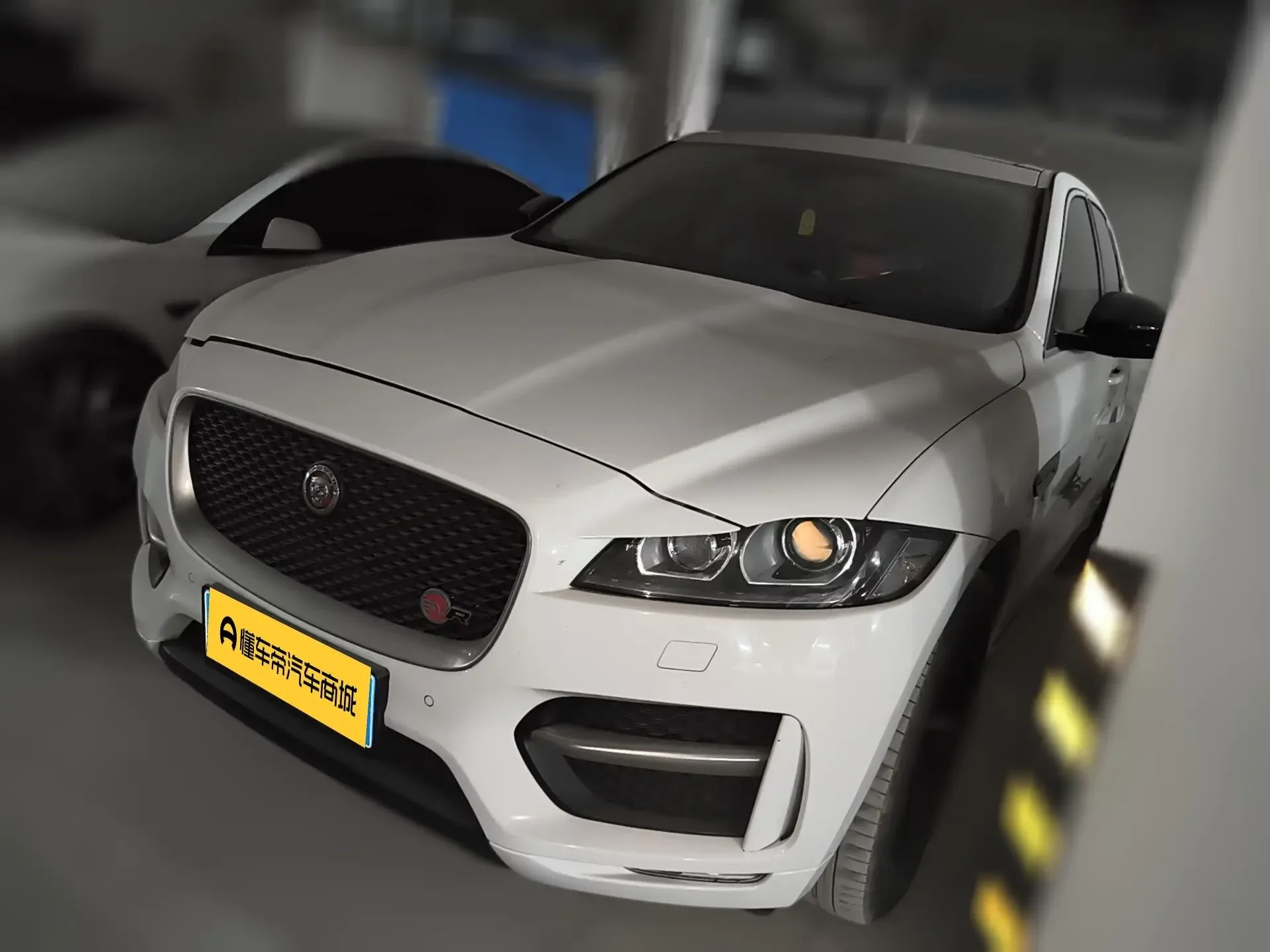 Jaguar F-PACE  из Китая
