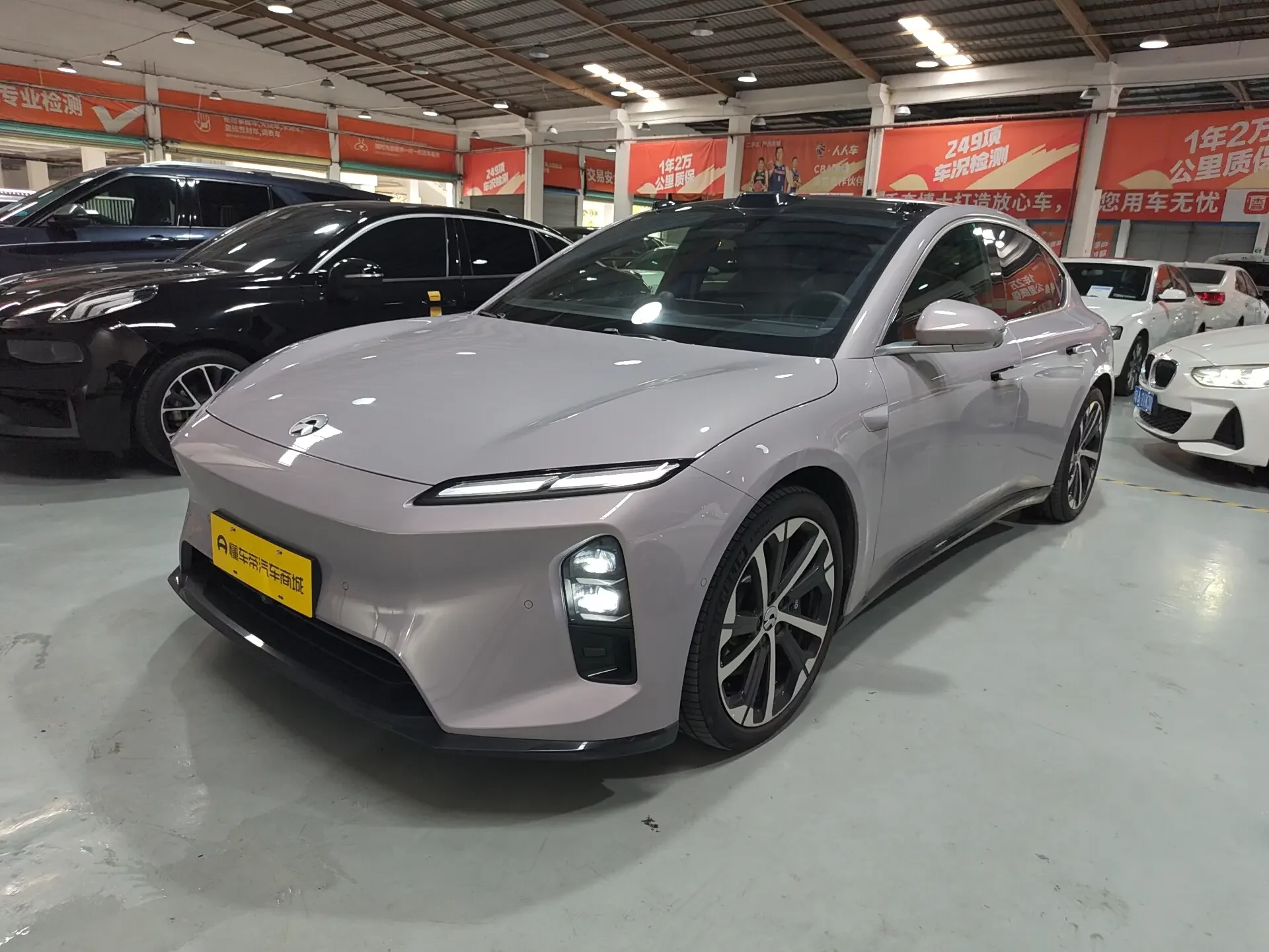 NIO ET5  из Китая