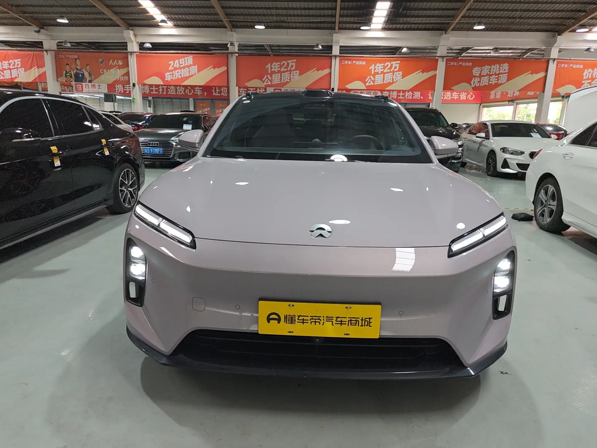 NIO ET5  из Китая