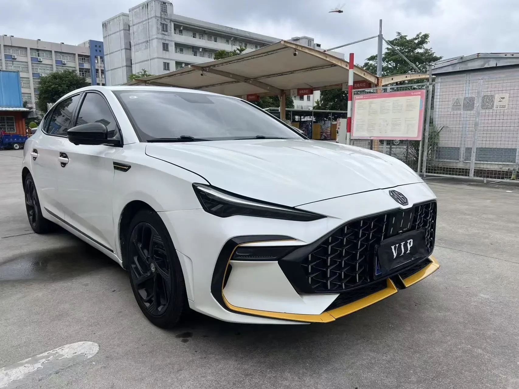 MG 6
