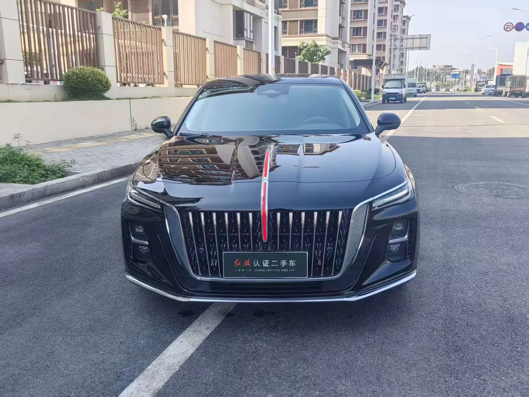 Hongqi H5
