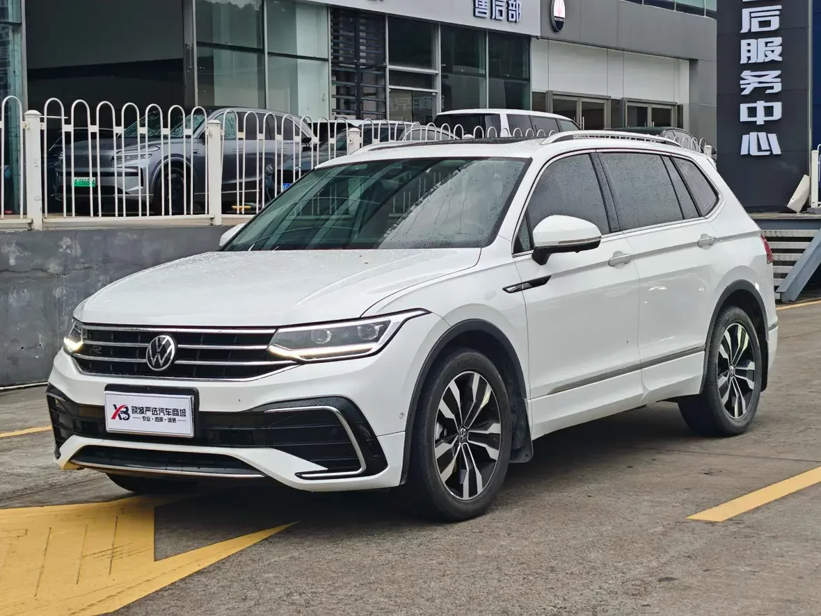 Volkswagen Tiguan L