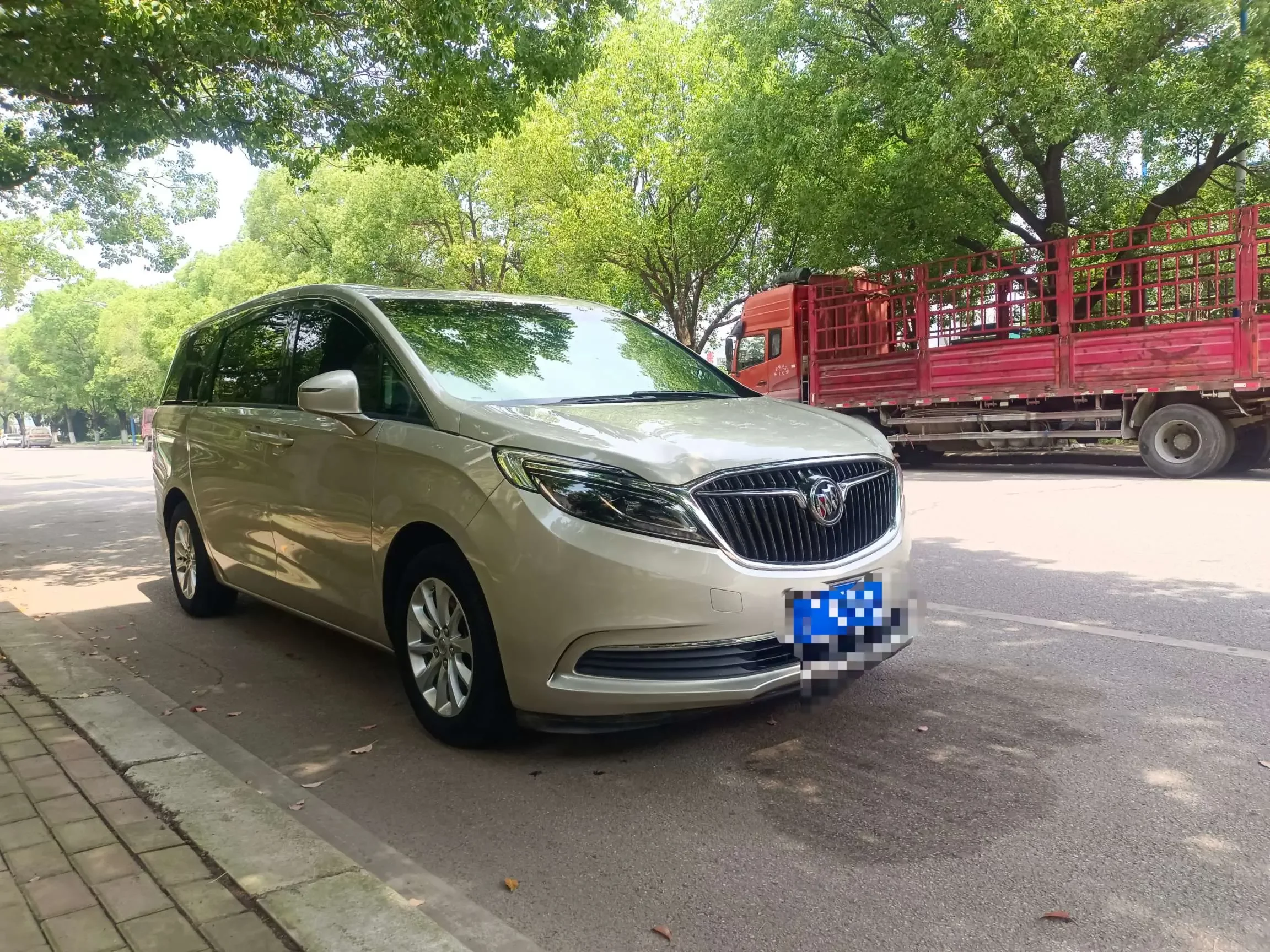 Buick GL8