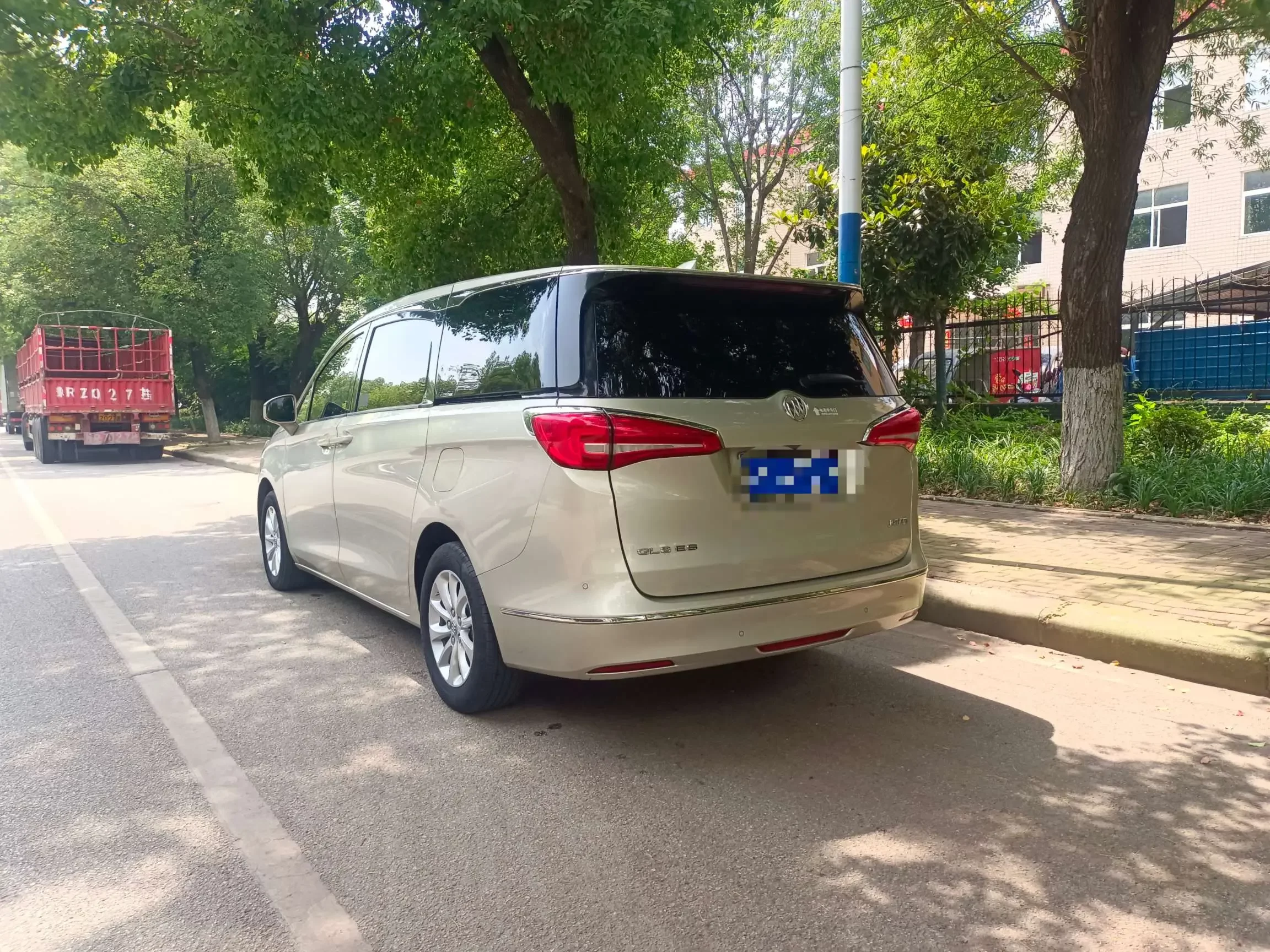 Buick GL8